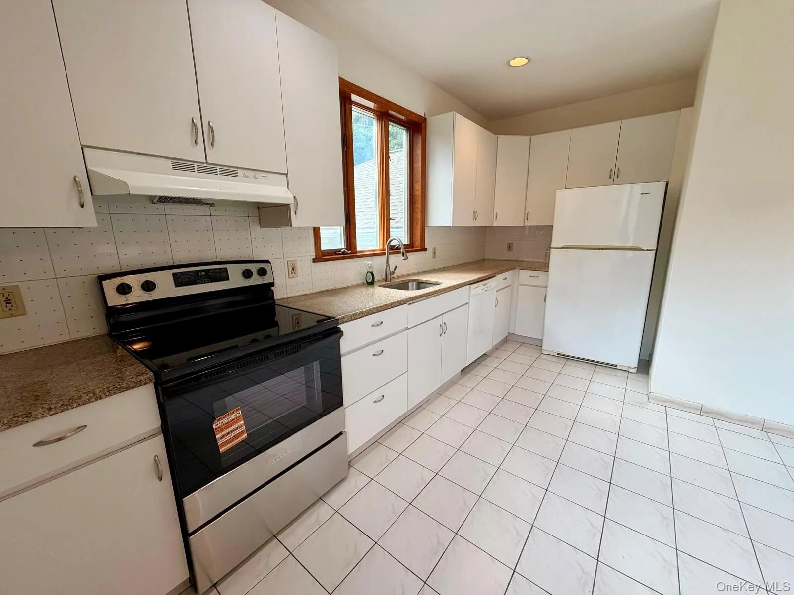 110 Baron De Hirsch Road, Cortlandt, NY, 2 Bedrooms Bedrooms, 5 Rooms Rooms,1 BathroomBathrooms,Residential Lease,For Rent,Baron De Hirsch,0,1037475 110 Baron De Hirsch Road, Cortlandt, NY, 2 Bedrooms Bedrooms, 5 Rooms Rooms,1 BathroomBathrooms,Residential Lease,For Rent,Baron De Hirsch,0,1037475