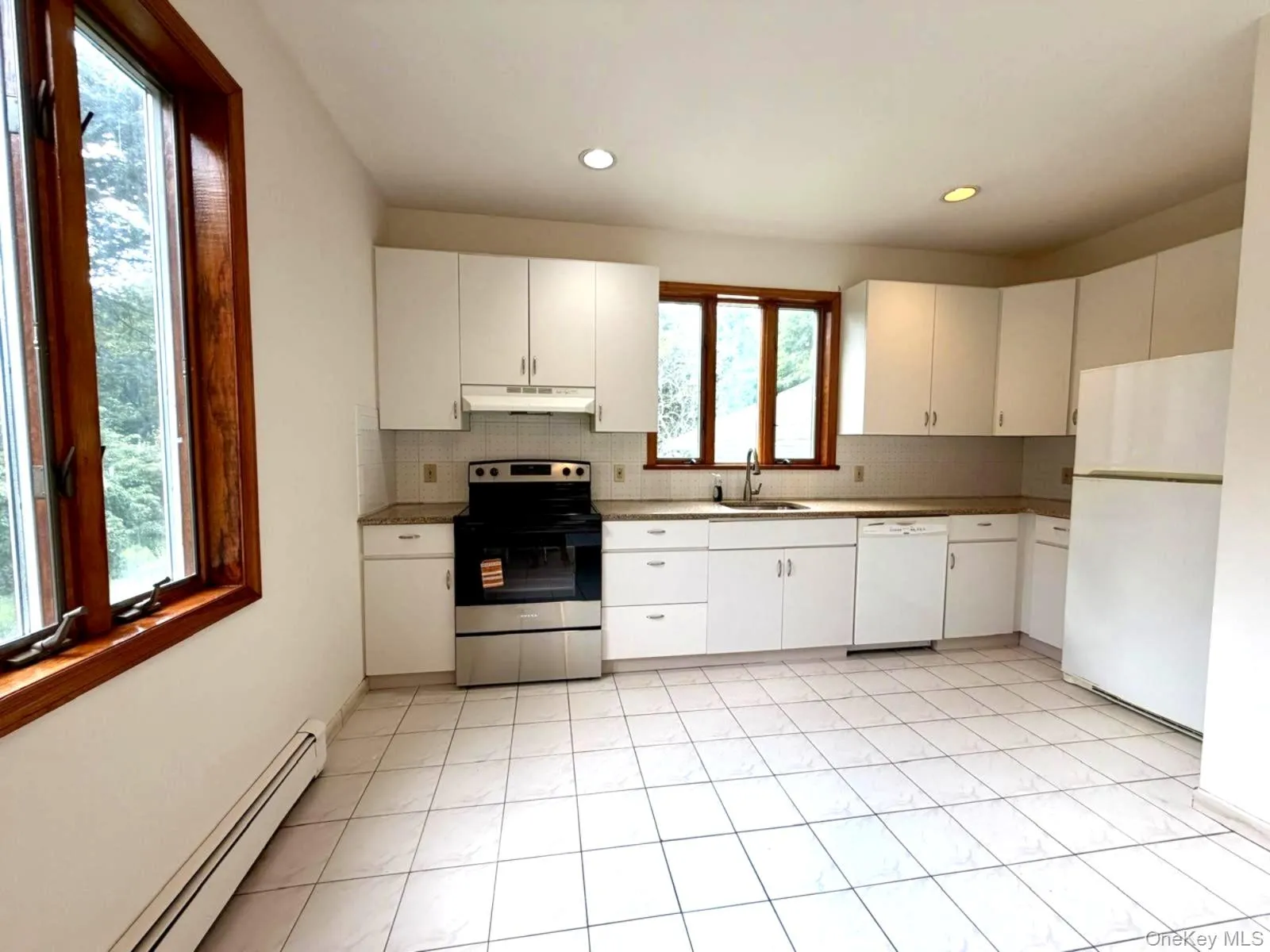 110 Baron De Hirsch Road, Cortlandt, NY, 2 Bedrooms Bedrooms, 5 Rooms Rooms,1 BathroomBathrooms,Residential Lease,For Rent,Baron De Hirsch,0,1037475 110 Baron De Hirsch Road, Cortlandt, NY, 2 Bedrooms Bedrooms, 5 Rooms Rooms,1 BathroomBathrooms,Residential Lease,For Rent,Baron De Hirsch,0,1037475