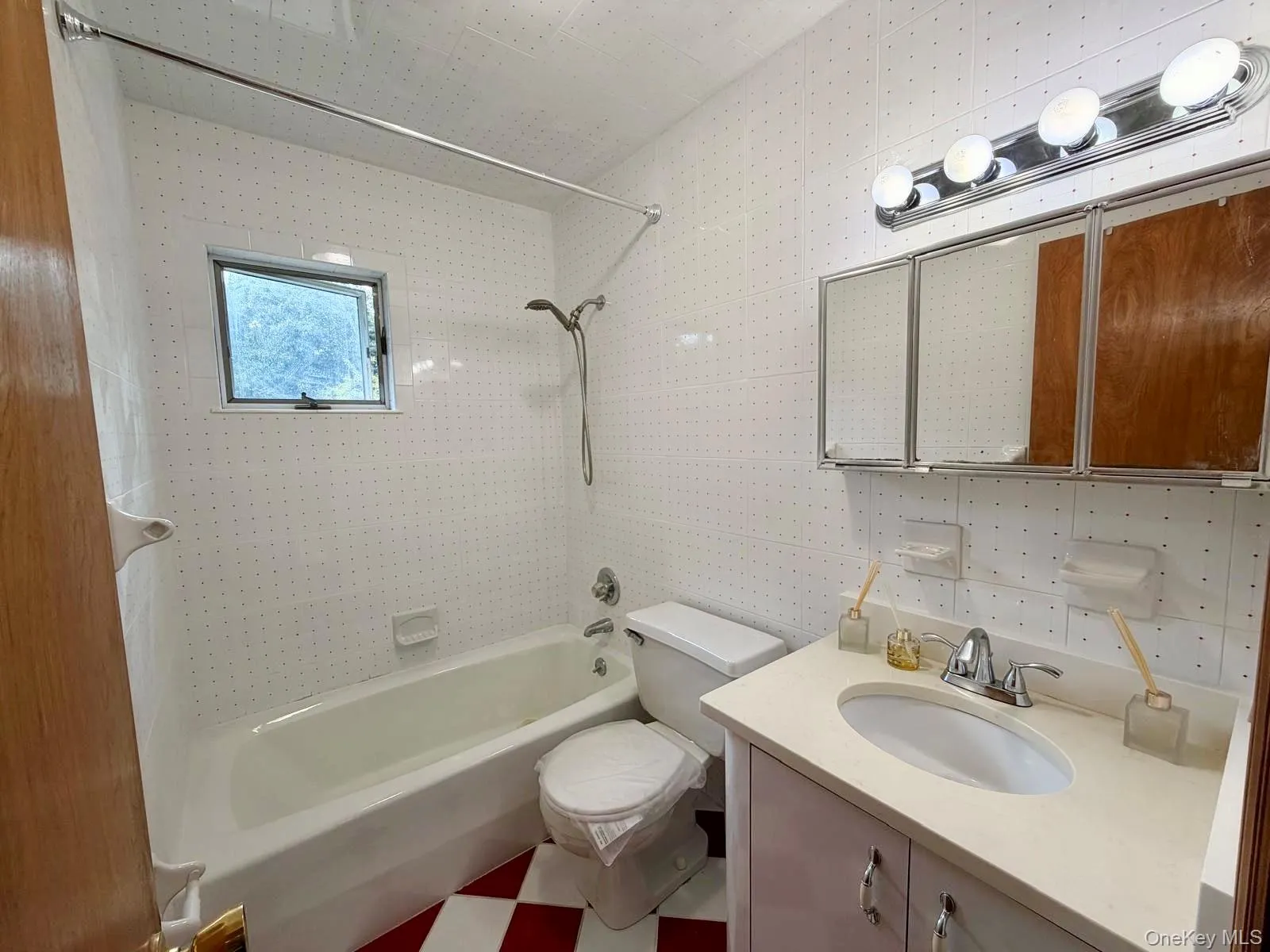 110 Baron De Hirsch Road, Cortlandt, NY, 2 Bedrooms Bedrooms, 5 Rooms Rooms,1 BathroomBathrooms,Residential Lease,For Rent,Baron De Hirsch,0,1037475 110 Baron De Hirsch Road, Cortlandt, NY, 2 Bedrooms Bedrooms, 5 Rooms Rooms,1 BathroomBathrooms,Residential Lease,For Rent,Baron De Hirsch,0,1037475