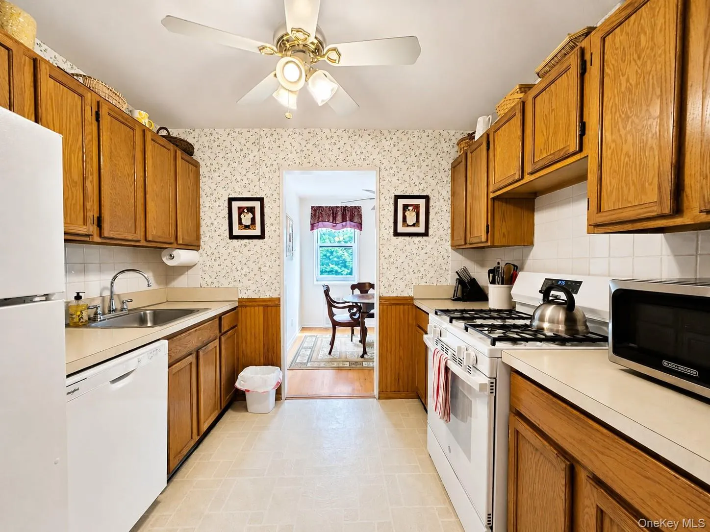76 Dehaven Drive Dehaven, Yonkers, NY, 1 Bedroom Bedrooms, 4 Rooms Rooms,1 BathroomBathrooms,Residential,For Rent,Dehaven,0,1037476 76 Dehaven Drive Dehaven, Yonkers, NY, 1 Bedroom Bedrooms, 4 Rooms Rooms,1 BathroomBathrooms,Residential,For Rent,Dehaven,0,1037476