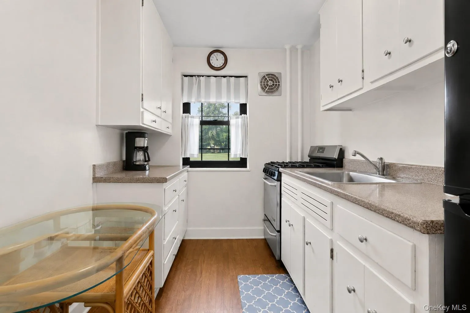 5 Whitehall Road, Eastchester, NY, 1 Bedroom Bedrooms, 3 Rooms Rooms,1 BathroomBathrooms,Residential,For Rent,Whitehall,0,1037479 5 Whitehall Road, Eastchester, NY, 1 Bedroom Bedrooms, 3 Rooms Rooms,1 BathroomBathrooms,Residential,For Rent,Whitehall,0,1037479