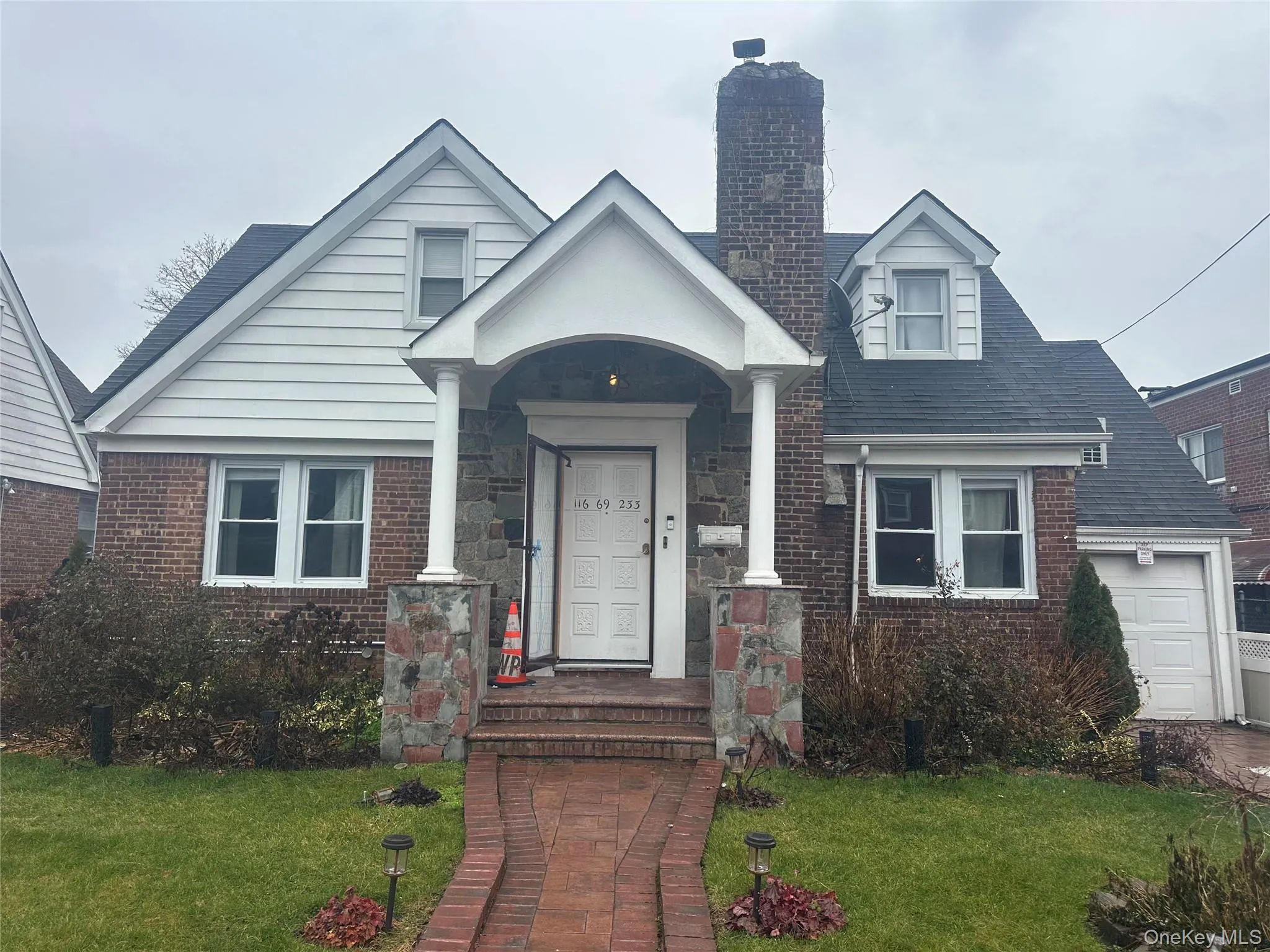 11669 233rd Street, New York, NY, 3 Bedrooms Bedrooms, 6 Rooms Rooms,3 BathroomsBathrooms,Residential,For Rent,233rd,0,1037485 11669 233rd Street, New York, NY, 3 Bedrooms Bedrooms, 6 Rooms Rooms,3 BathroomsBathrooms,Residential,For Rent,233rd,0,1037485