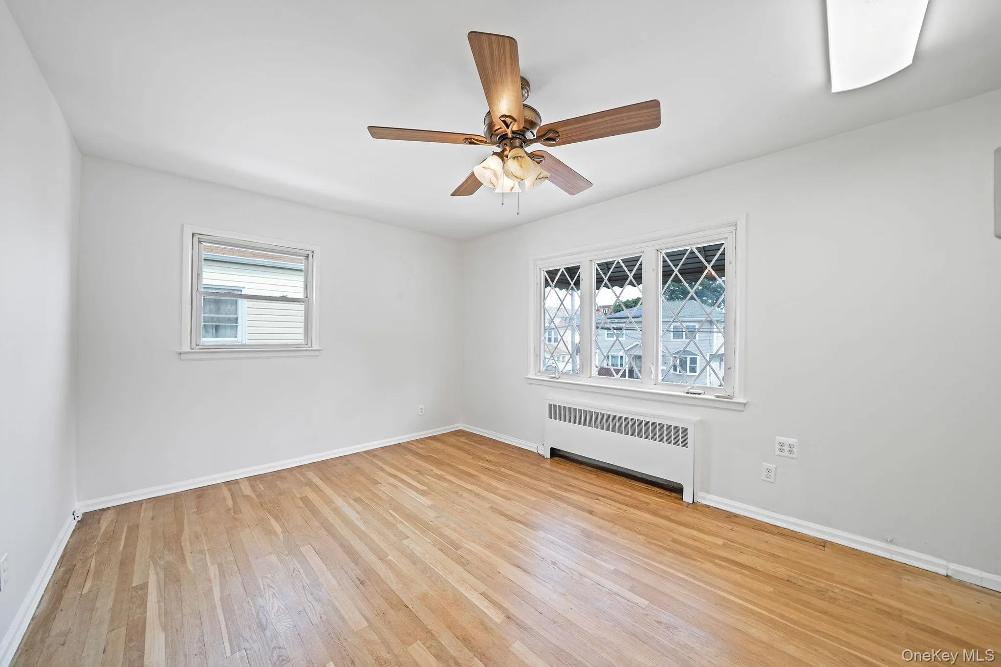 2444 Ericsson Street, New York, NY, 3 Bedrooms Bedrooms, 5 Rooms Rooms,1 BathroomBathrooms,Residential,For Rent,Ericsson,0,1037488 2444 Ericsson Street, New York, NY, 3 Bedrooms Bedrooms, 5 Rooms Rooms,1 BathroomBathrooms,Residential,For Rent,Ericsson,0,1037488