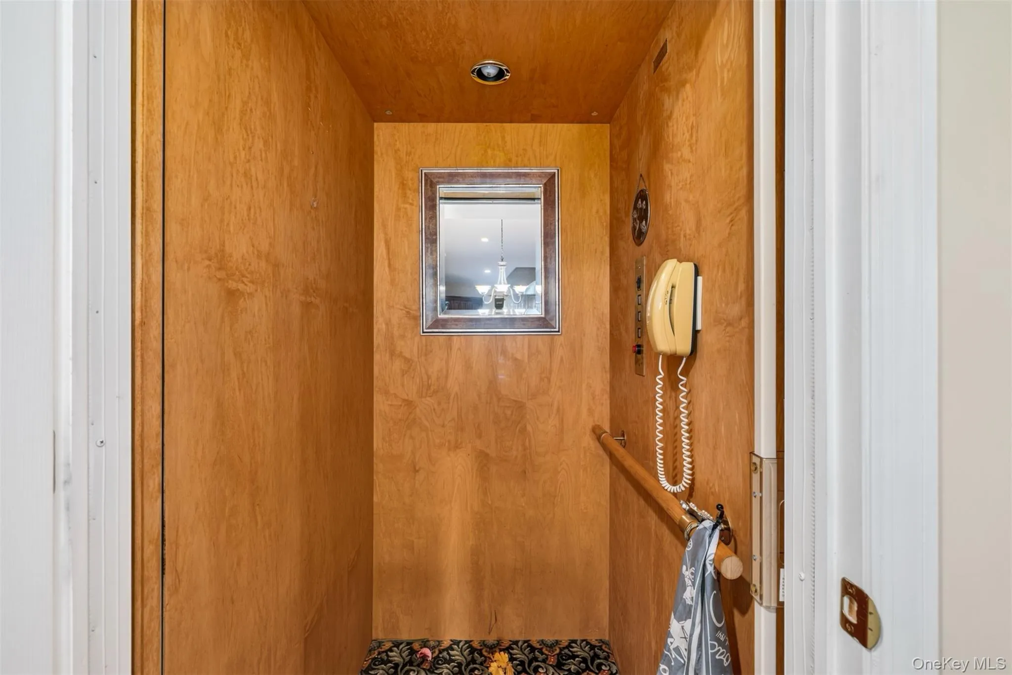 110 Joseph Lane, Huntington, NY, 2 Bedrooms Bedrooms, 6 Rooms Rooms,2 BathroomsBathrooms,Residential,For Rent,Joseph,0,1037489 110 Joseph Lane, Huntington, NY, 2 Bedrooms Bedrooms, 6 Rooms Rooms,2 BathroomsBathrooms,Residential,For Rent,Joseph,0,1037489