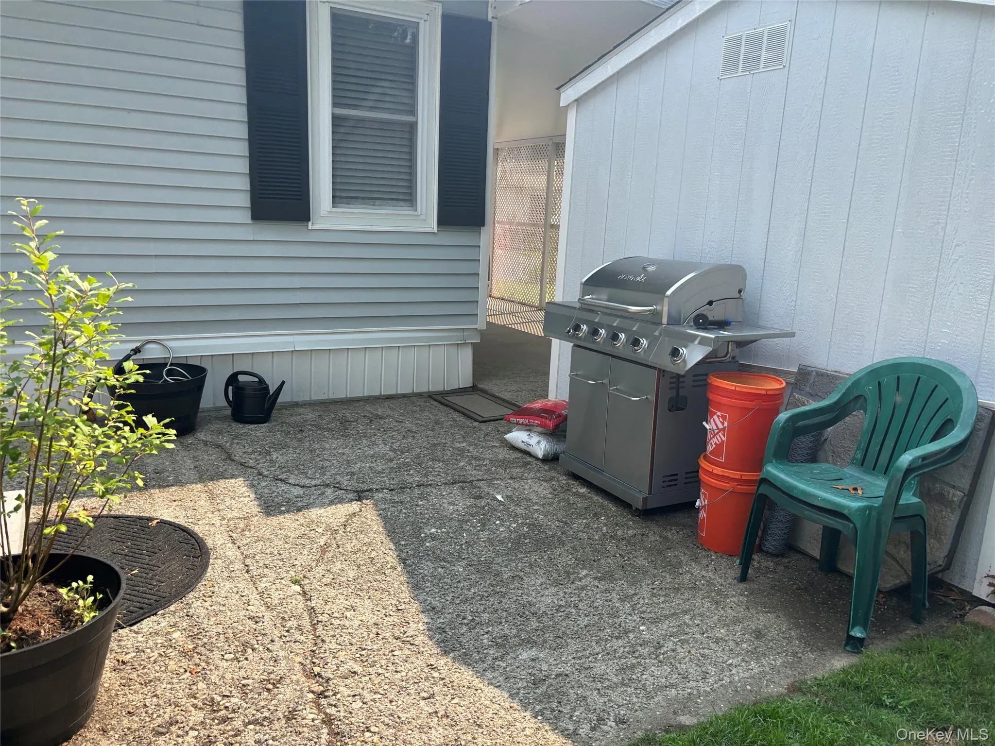 1661 Old Country Road, Riverhead, NY, 2 Bedrooms Bedrooms, 9 Rooms Rooms,2 BathroomsBathrooms,Residential,For Rent,Old Country,0,1037492 1661 Old Country Road, Riverhead, NY, 2 Bedrooms Bedrooms, 9 Rooms Rooms,2 BathroomsBathrooms,Residential,For Rent,Old Country,0,1037492