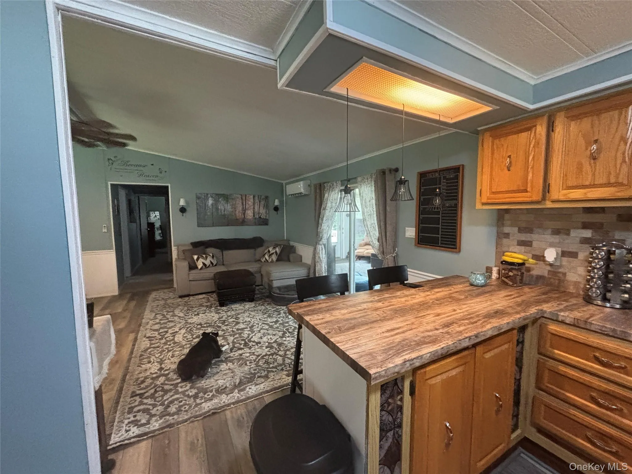 1661 Old Country Road, Riverhead, NY, 2 Bedrooms Bedrooms, 9 Rooms Rooms,2 BathroomsBathrooms,Residential,For Rent,Old Country,0,1037492 1661 Old Country Road, Riverhead, NY, 2 Bedrooms Bedrooms, 9 Rooms Rooms,2 BathroomsBathrooms,Residential,For Rent,Old Country,0,1037492