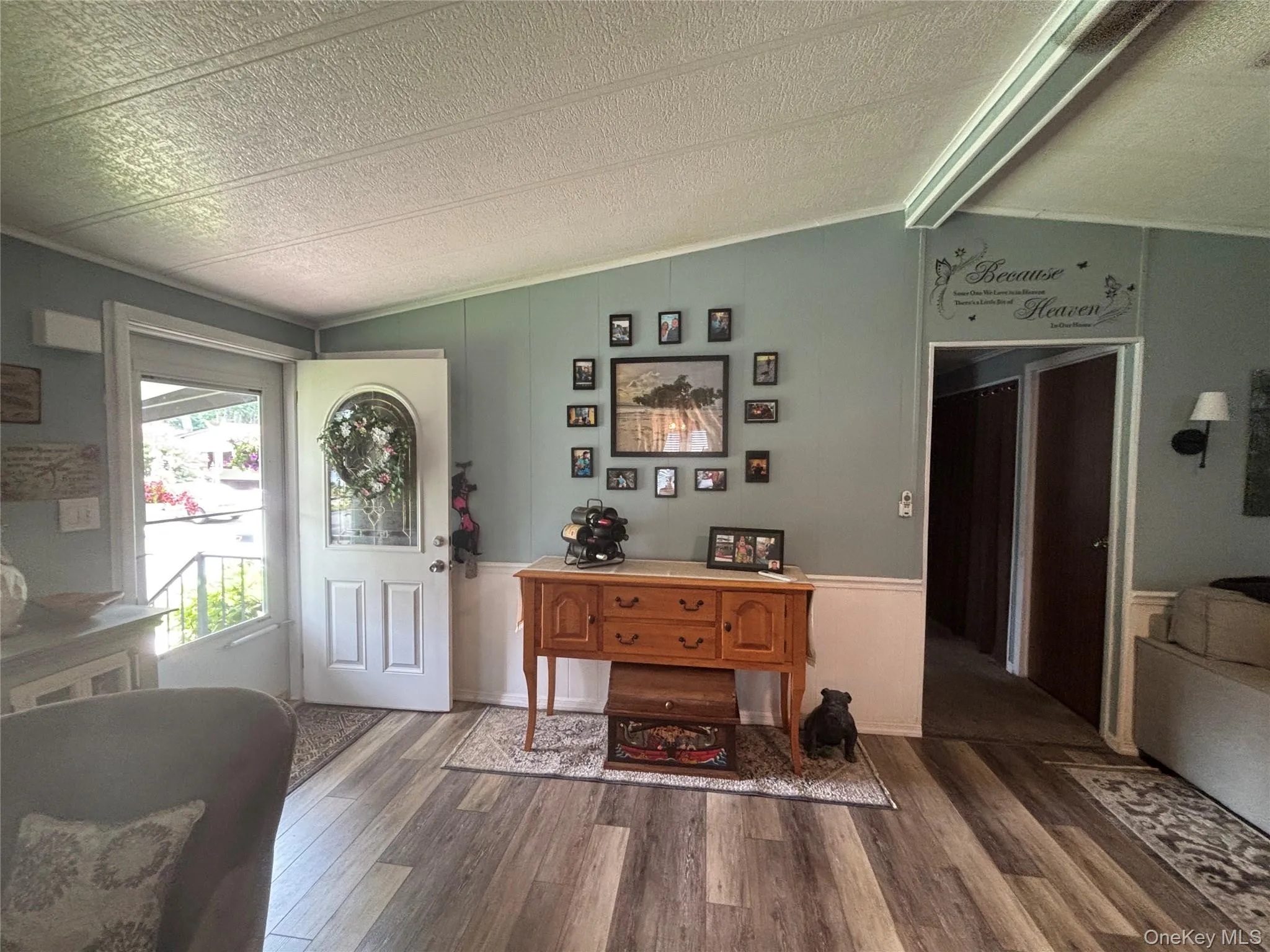 1661 Old Country Road, Riverhead, NY, 2 Bedrooms Bedrooms, 9 Rooms Rooms,2 BathroomsBathrooms,Residential,For Rent,Old Country,0,1037492 1661 Old Country Road, Riverhead, NY, 2 Bedrooms Bedrooms, 9 Rooms Rooms,2 BathroomsBathrooms,Residential,For Rent,Old Country,0,1037492