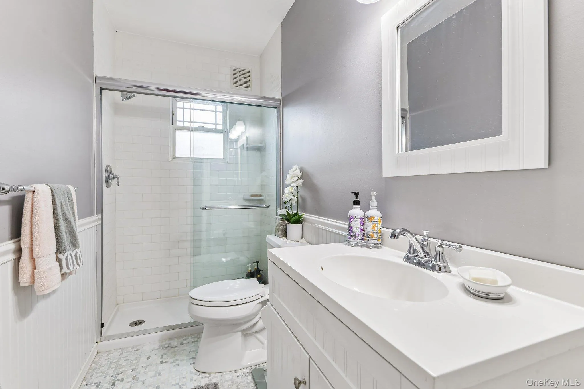 35 Lee Avenue, Hempstead, NY, 3 Bedrooms Bedrooms, 8 Rooms Rooms,2 BathroomsBathrooms,Residential,For Rent,Lee,0,1037496 35 Lee Avenue, Hempstead, NY, 3 Bedrooms Bedrooms, 8 Rooms Rooms,2 BathroomsBathrooms,Residential,For Rent,Lee,0,1037496