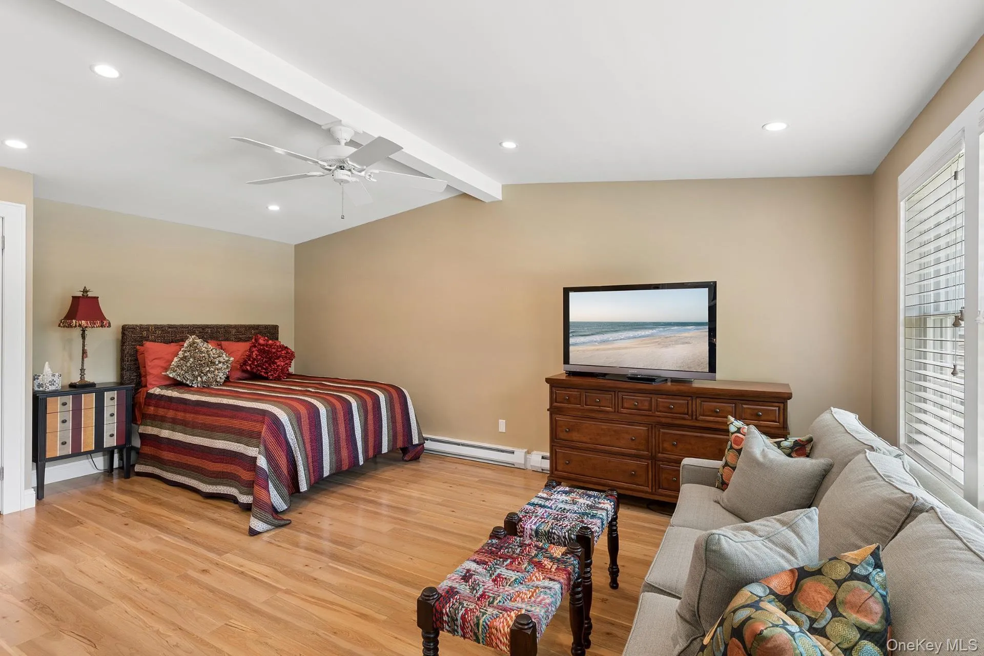 245 Meadows, Southampton, NY, 5 Bedrooms Bedrooms, 9 Rooms Rooms,4 BathroomsBathrooms,Residential,For Rent,Meadows,0,1037500 245 Meadows, Southampton, NY, 5 Bedrooms Bedrooms, 9 Rooms Rooms,4 BathroomsBathrooms,Residential,For Rent,Meadows,0,1037500