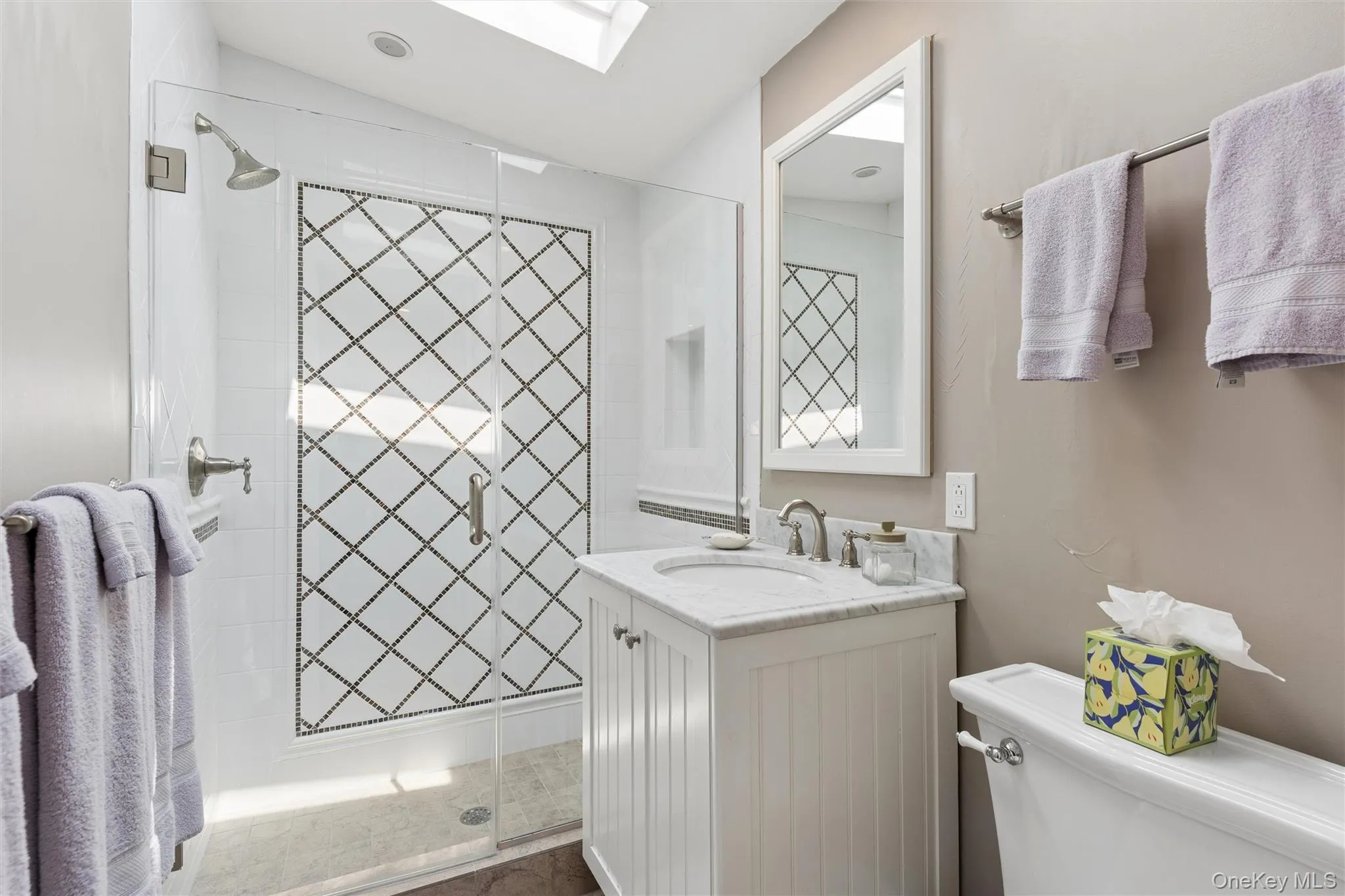 245 Meadows, Southampton, NY, 5 Bedrooms Bedrooms, 9 Rooms Rooms,4 BathroomsBathrooms,Residential,For Rent,Meadows,0,1037500 245 Meadows, Southampton, NY, 5 Bedrooms Bedrooms, 9 Rooms Rooms,4 BathroomsBathrooms,Residential,For Rent,Meadows,0,1037500