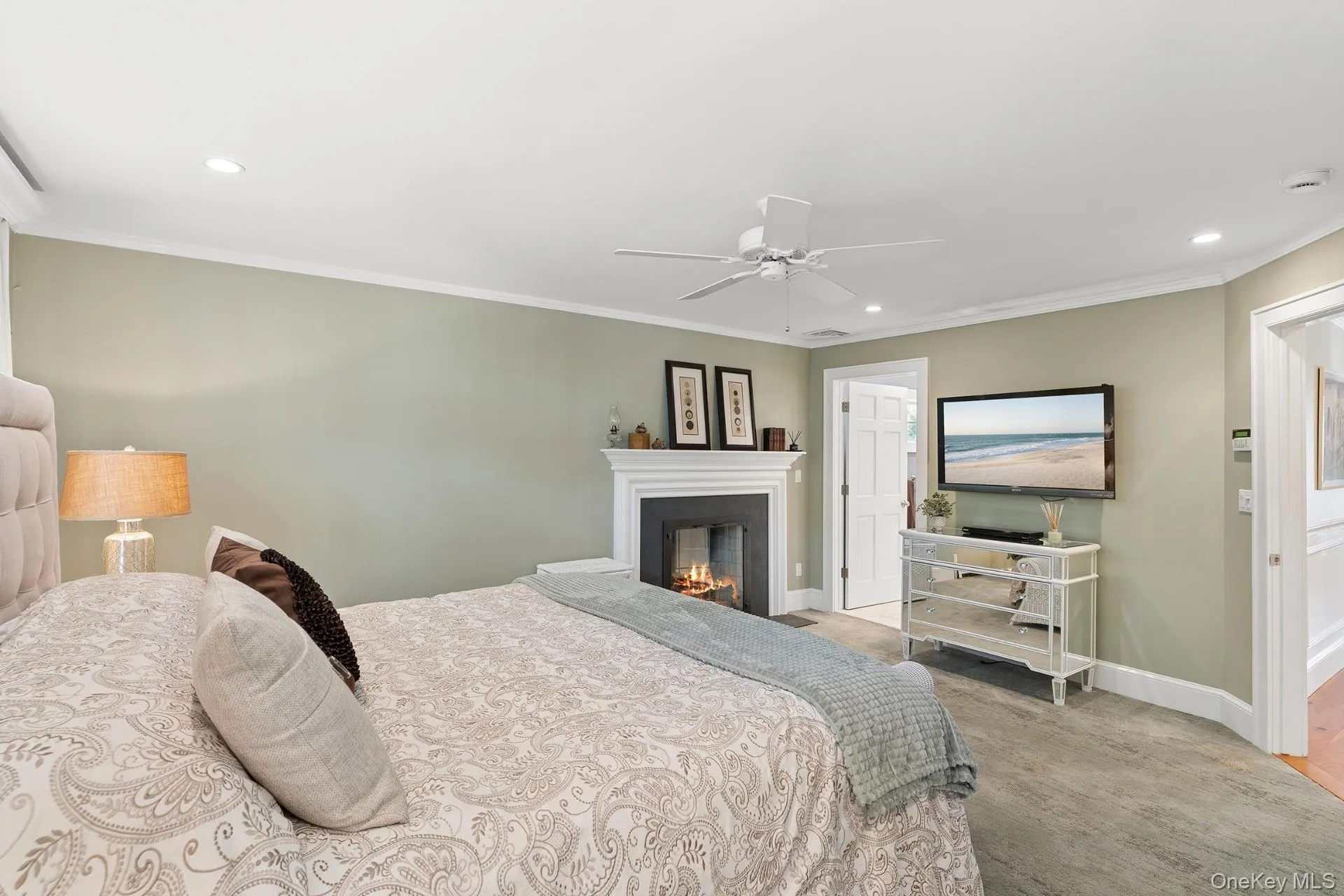 245 Meadows, Southampton, NY, 5 Bedrooms Bedrooms, 9 Rooms Rooms,4 BathroomsBathrooms,Residential,For Rent,Meadows,0,1037500 245 Meadows, Southampton, NY, 5 Bedrooms Bedrooms, 9 Rooms Rooms,4 BathroomsBathrooms,Residential,For Rent,Meadows,0,1037500
