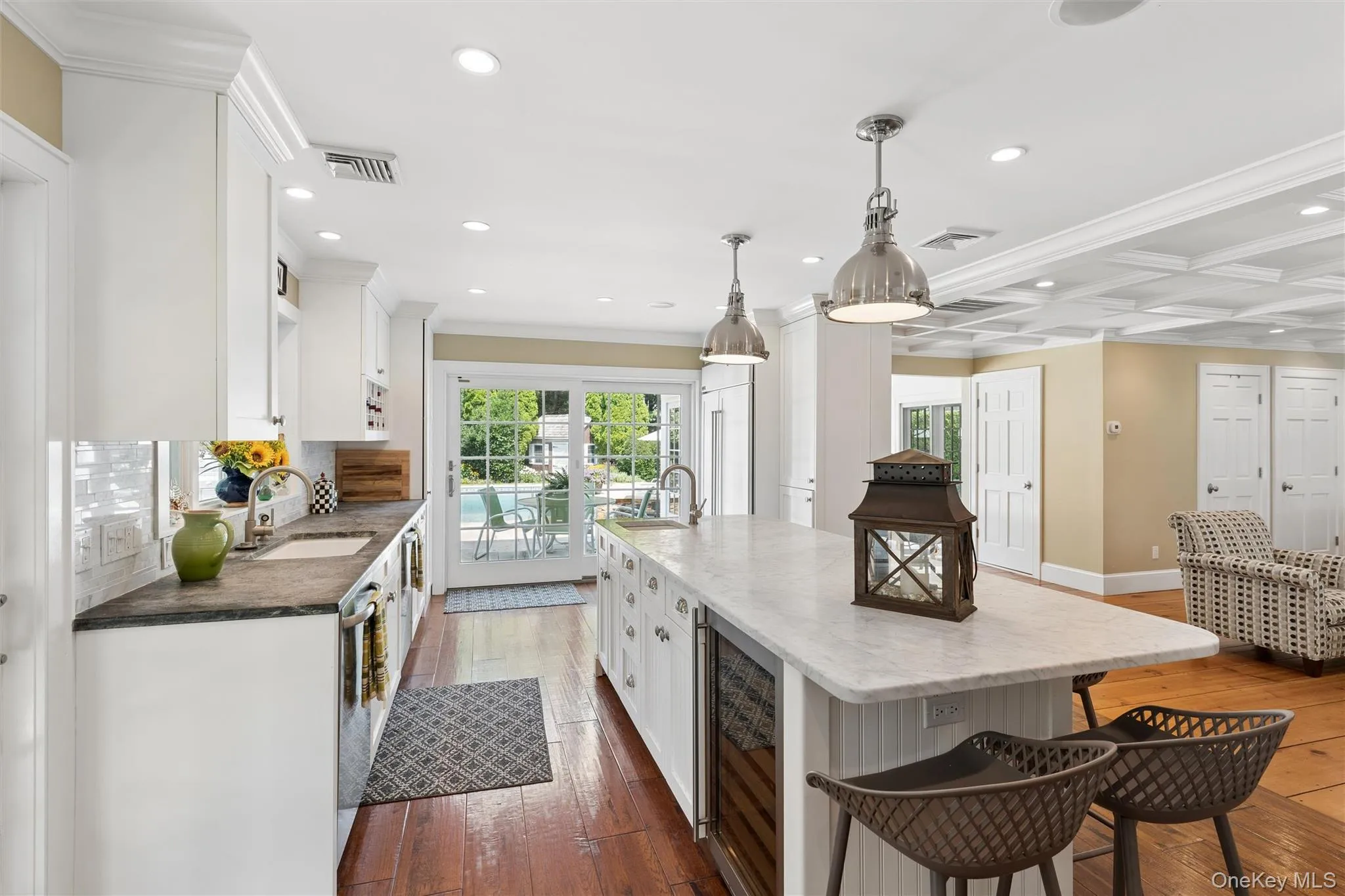 245 Meadows, Southampton, NY, 5 Bedrooms Bedrooms, 9 Rooms Rooms,4 BathroomsBathrooms,Residential,For Rent,Meadows,0,1037500 245 Meadows, Southampton, NY, 5 Bedrooms Bedrooms, 9 Rooms Rooms,4 BathroomsBathrooms,Residential,For Rent,Meadows,0,1037500
