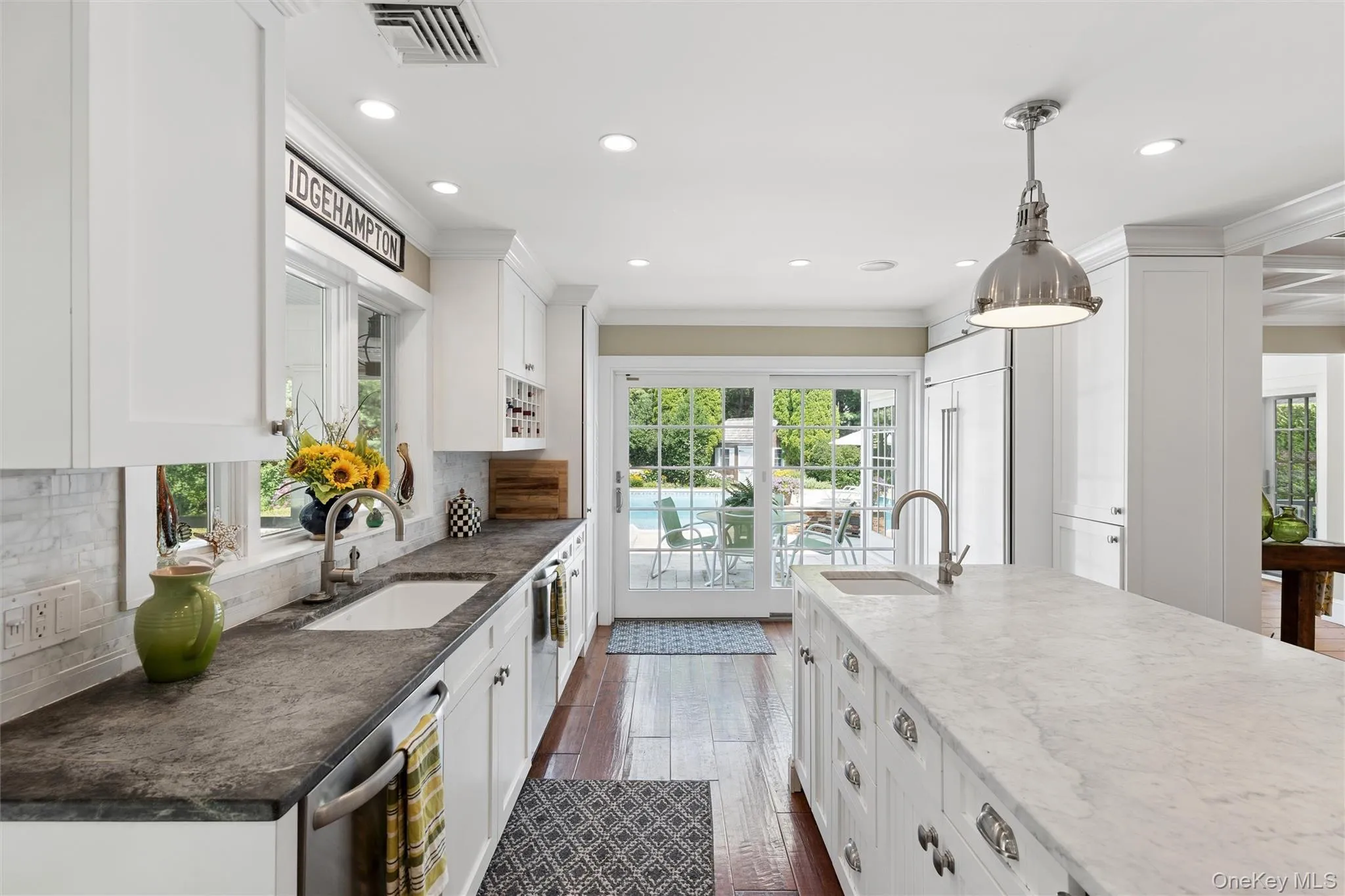 245 Meadows, Southampton, NY, 5 Bedrooms Bedrooms, 9 Rooms Rooms,4 BathroomsBathrooms,Residential,For Rent,Meadows,0,1037500 245 Meadows, Southampton, NY, 5 Bedrooms Bedrooms, 9 Rooms Rooms,4 BathroomsBathrooms,Residential,For Rent,Meadows,0,1037500