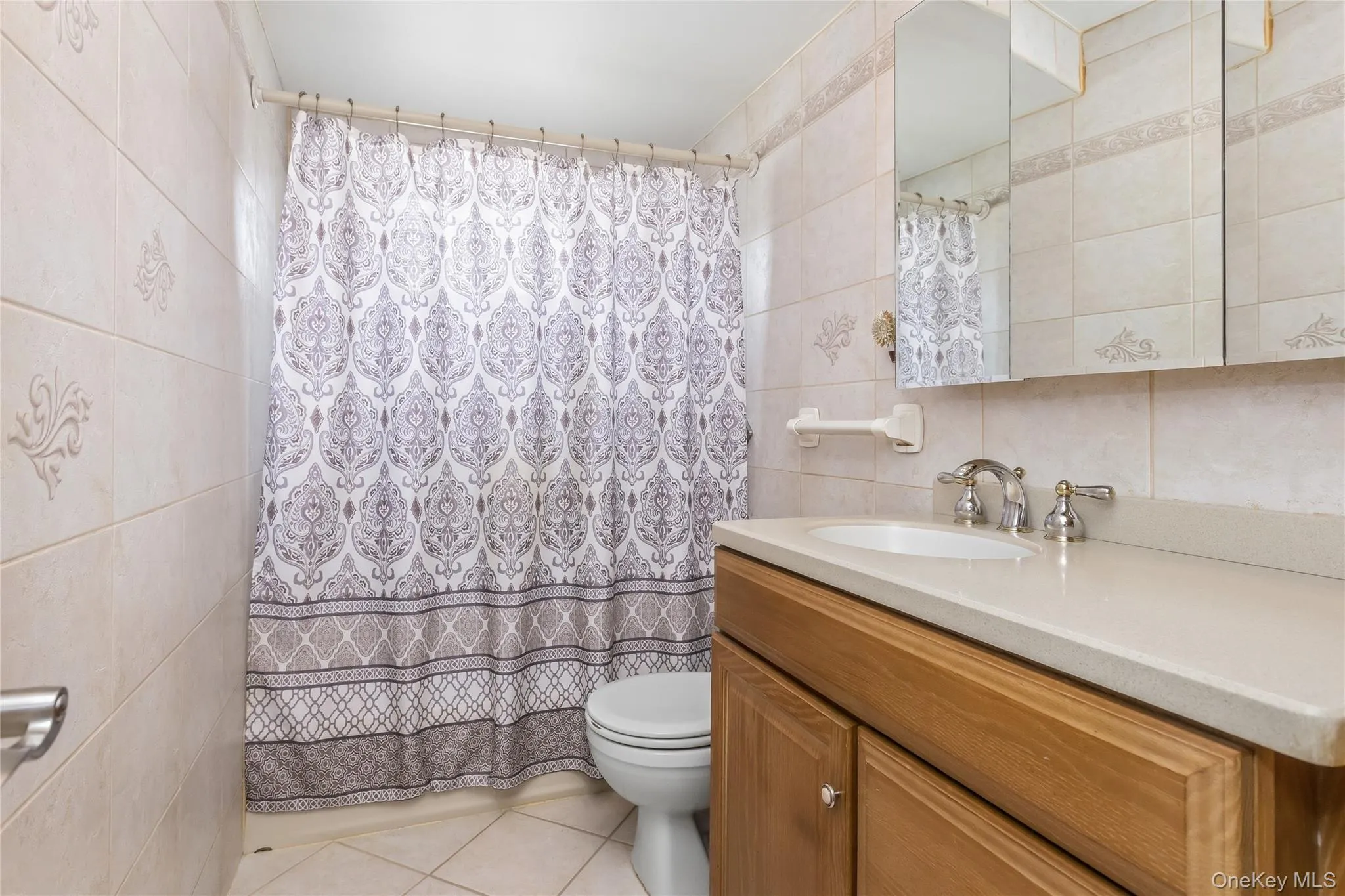 1761 Harold Avenue, Hempstead, NY, 3 Bedrooms Bedrooms, 12 Rooms Rooms,3 BathroomsBathrooms,Residential,For Rent,Harold,0,1037501 1761 Harold Avenue, Hempstead, NY, 3 Bedrooms Bedrooms, 12 Rooms Rooms,3 BathroomsBathrooms,Residential,For Rent,Harold,0,1037501