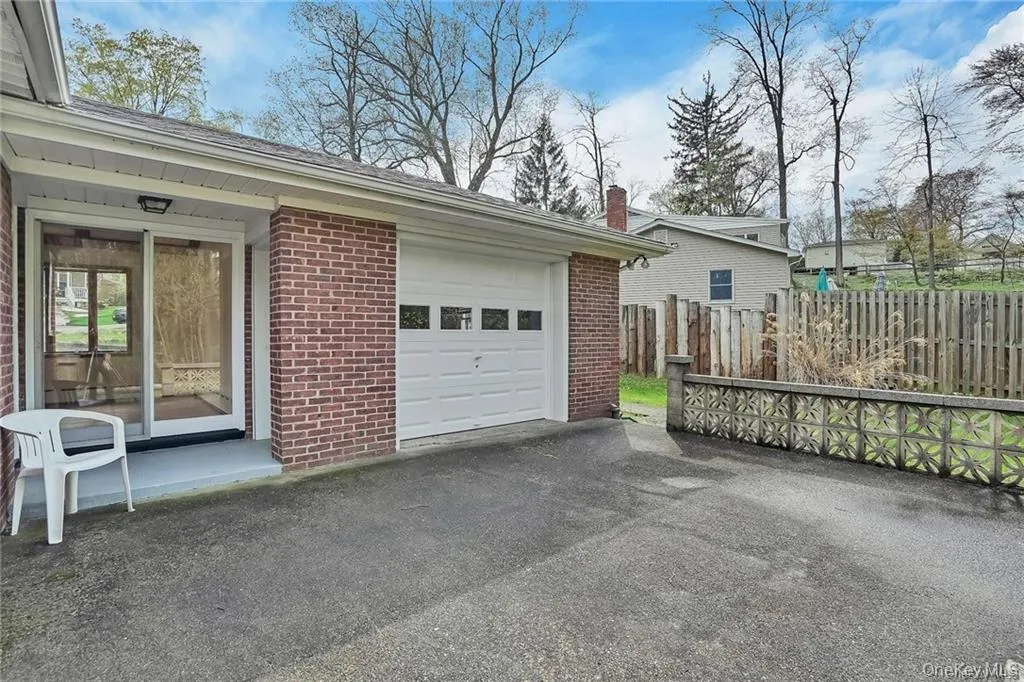17 Brookside Avenue, Ramapo, NY, 2 Bedrooms Bedrooms, 6 Rooms Rooms,1 BathroomBathrooms,Residential Lease,For Rent,Brookside,0,1037505 17 Brookside Avenue, Ramapo, NY, 2 Bedrooms Bedrooms, 6 Rooms Rooms,1 BathroomBathrooms,Residential Lease,For Rent,Brookside,0,1037505
