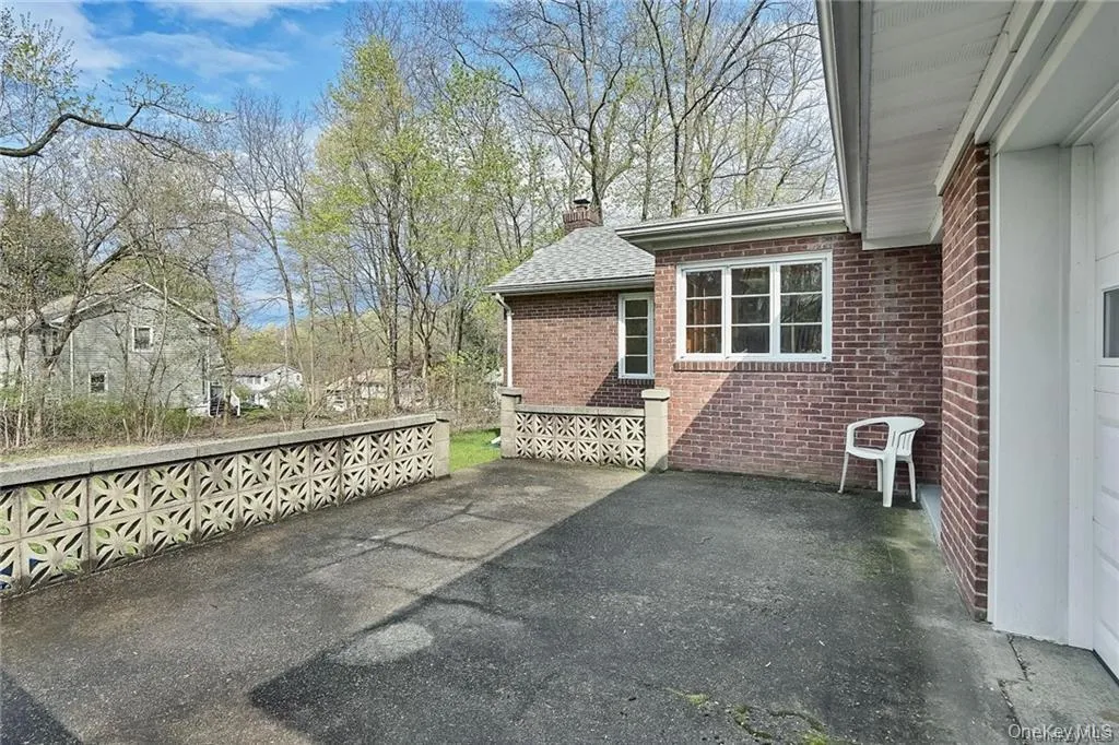 17 Brookside Avenue, Ramapo, NY, 2 Bedrooms Bedrooms, 6 Rooms Rooms,1 BathroomBathrooms,Residential Lease,For Rent,Brookside,0,1037505 17 Brookside Avenue, Ramapo, NY, 2 Bedrooms Bedrooms, 6 Rooms Rooms,1 BathroomBathrooms,Residential Lease,For Rent,Brookside,0,1037505
