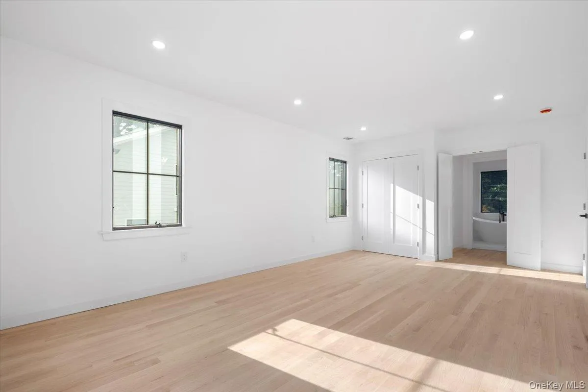5 Bevan Place, Eastchester, NY, 5 Bedrooms Bedrooms, 9 Rooms Rooms,4 BathroomsBathrooms,Residential,For Rent,Bevan,0,1037512 5 Bevan Place, Eastchester, NY, 5 Bedrooms Bedrooms, 9 Rooms Rooms,4 BathroomsBathrooms,Residential,For Rent,Bevan,0,1037512