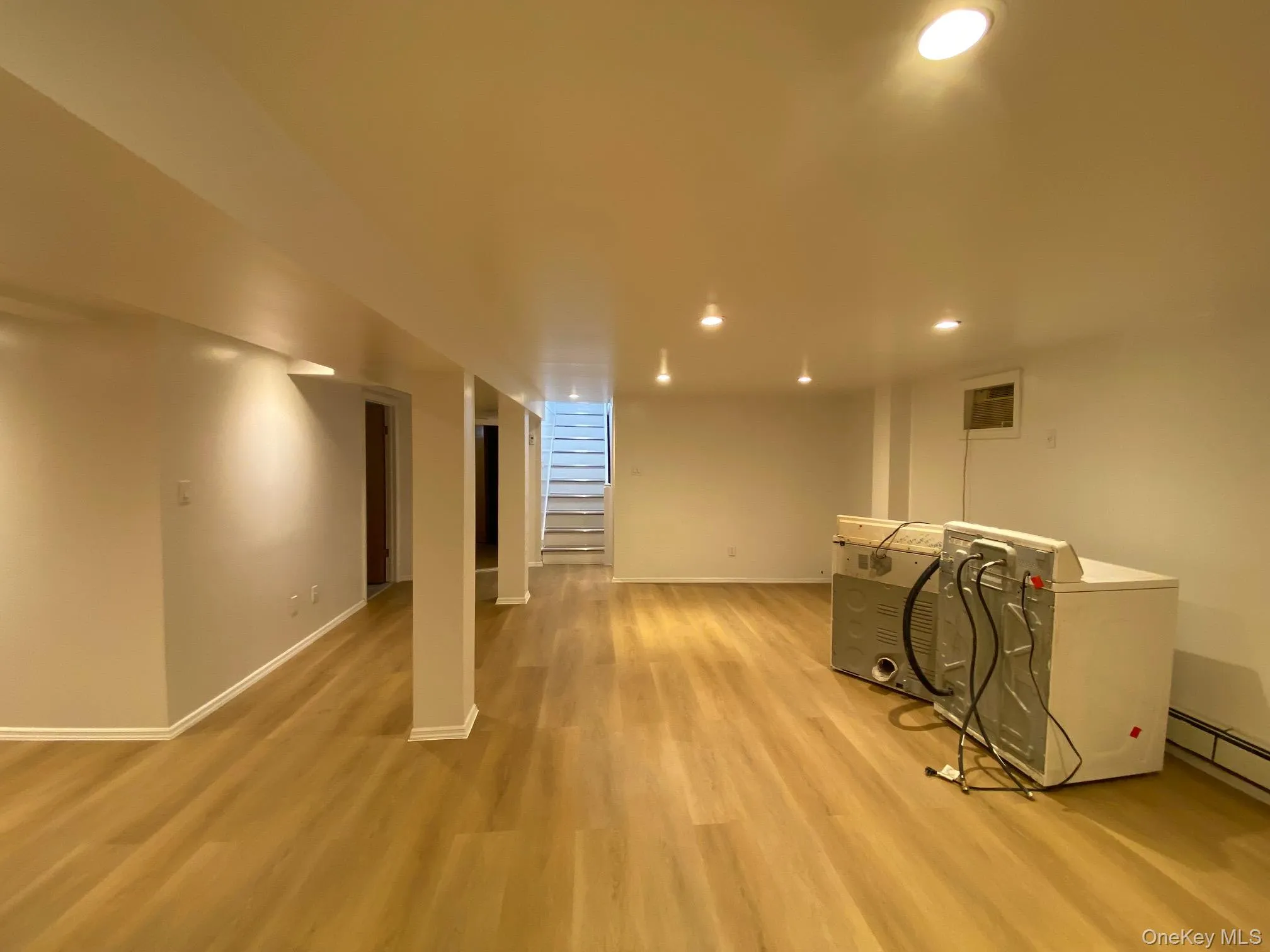 25119 86th Avenue, New York, NY, 3 Bedrooms Bedrooms, 7 Rooms Rooms,2 BathroomsBathrooms,Residential,For Rent,86th,0,1037513 25119 86th Avenue, New York, NY, 3 Bedrooms Bedrooms, 7 Rooms Rooms,2 BathroomsBathrooms,Residential,For Rent,86th,0,1037513