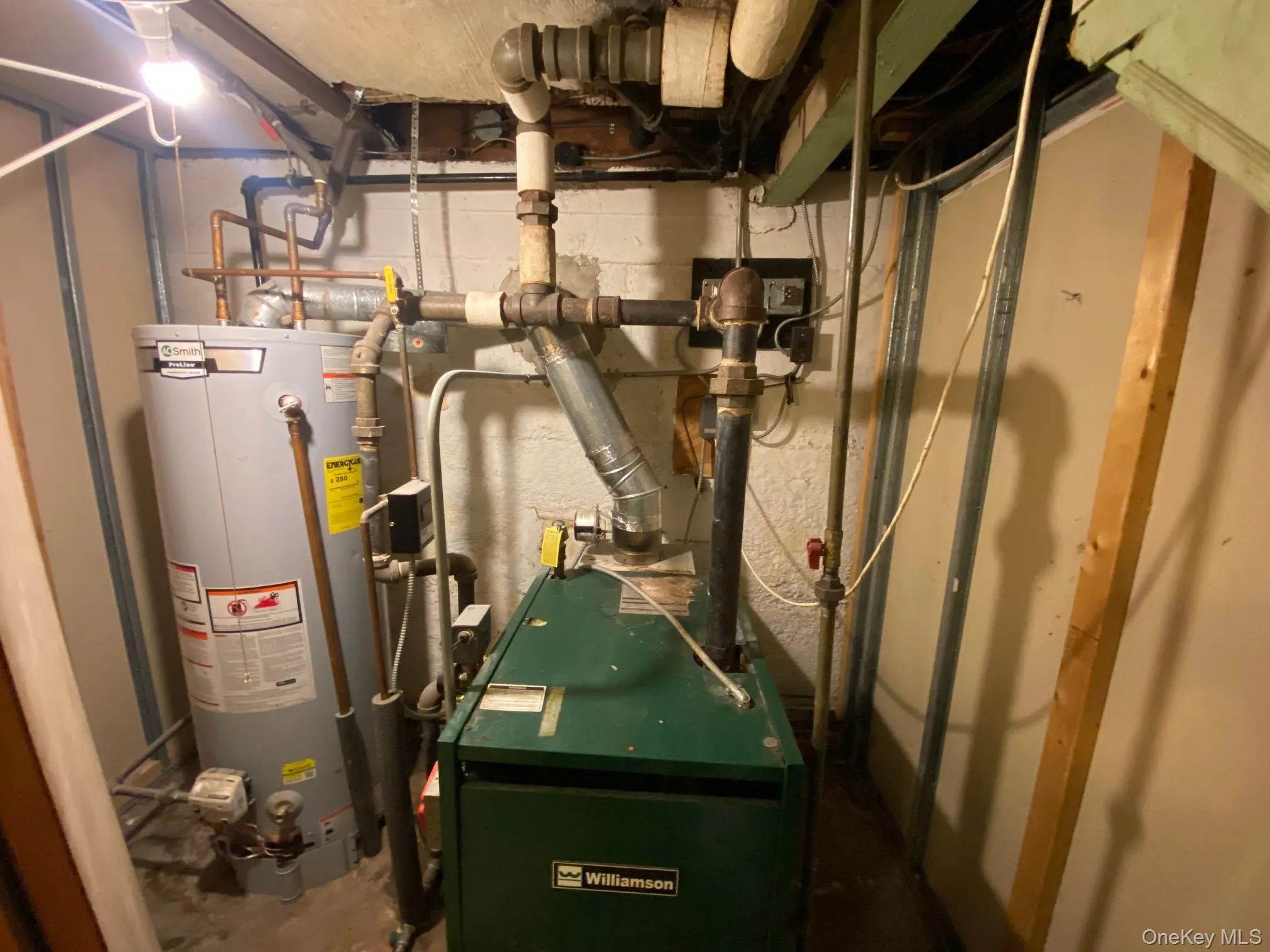 25119 86th Avenue, New York, NY, 3 Bedrooms Bedrooms, 7 Rooms Rooms,2 BathroomsBathrooms,Residential,For Rent,86th,0,1037513 25119 86th Avenue, New York, NY, 3 Bedrooms Bedrooms, 7 Rooms Rooms,2 BathroomsBathrooms,Residential,For Rent,86th,0,1037513