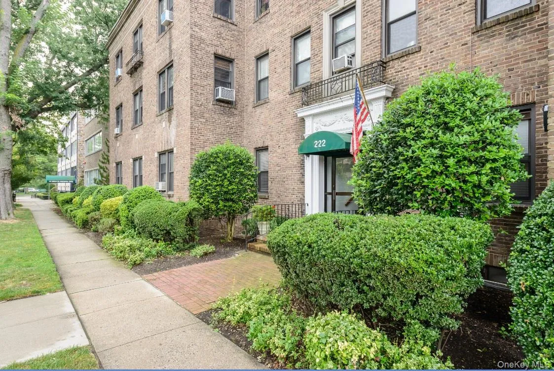 Located just a block from LIRR Located just a block from LIRR