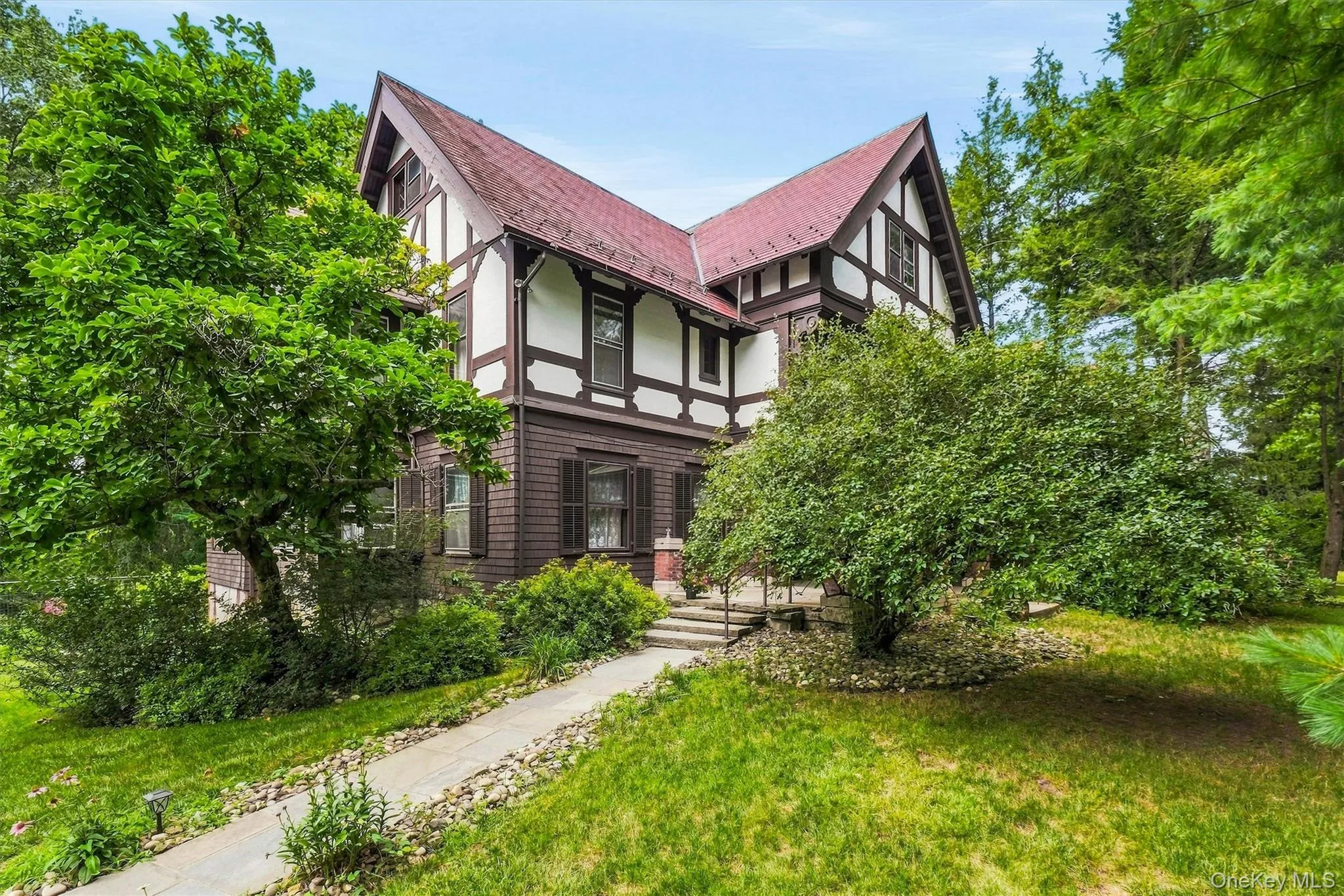 83 Hooker Avenue, Poughkeepsie, NY, 5 Bedrooms Bedrooms, 12 Rooms Rooms,3 BathroomsBathrooms,Residential,For Rent,Hooker,0,1037519 83 Hooker Avenue, Poughkeepsie, NY, 5 Bedrooms Bedrooms, 12 Rooms Rooms,3 BathroomsBathrooms,Residential,For Rent,Hooker,0,1037519