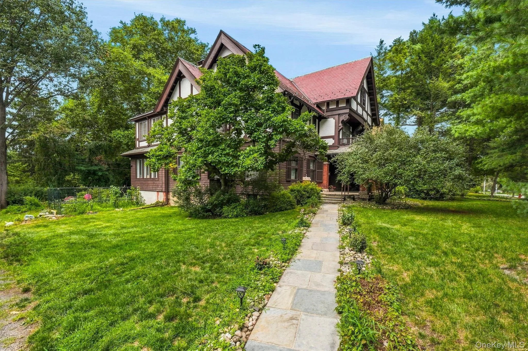 83 Hooker Avenue, Poughkeepsie, NY, 5 Bedrooms Bedrooms, 12 Rooms Rooms,3 BathroomsBathrooms,Residential,For Rent,Hooker,0,1037519 83 Hooker Avenue, Poughkeepsie, NY, 5 Bedrooms Bedrooms, 12 Rooms Rooms,3 BathroomsBathrooms,Residential,For Rent,Hooker,0,1037519