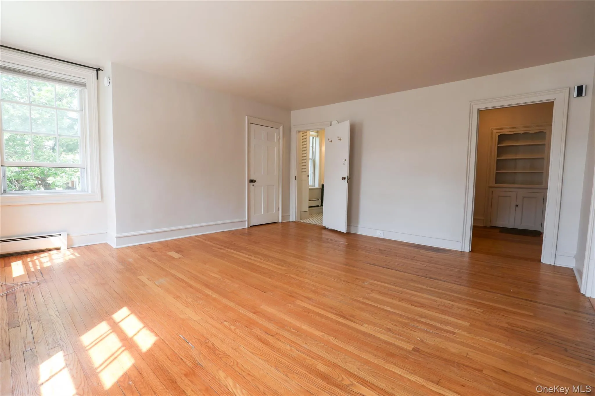 109 Saint James Street, Kingston, NY, 1 Room Rooms,1 BathroomBathrooms,Residential Lease,For Rent,Saint James,0,1037520 109 Saint James Street, Kingston, NY, 1 Room Rooms,1 BathroomBathrooms,Residential Lease,For Rent,Saint James,0,1037520