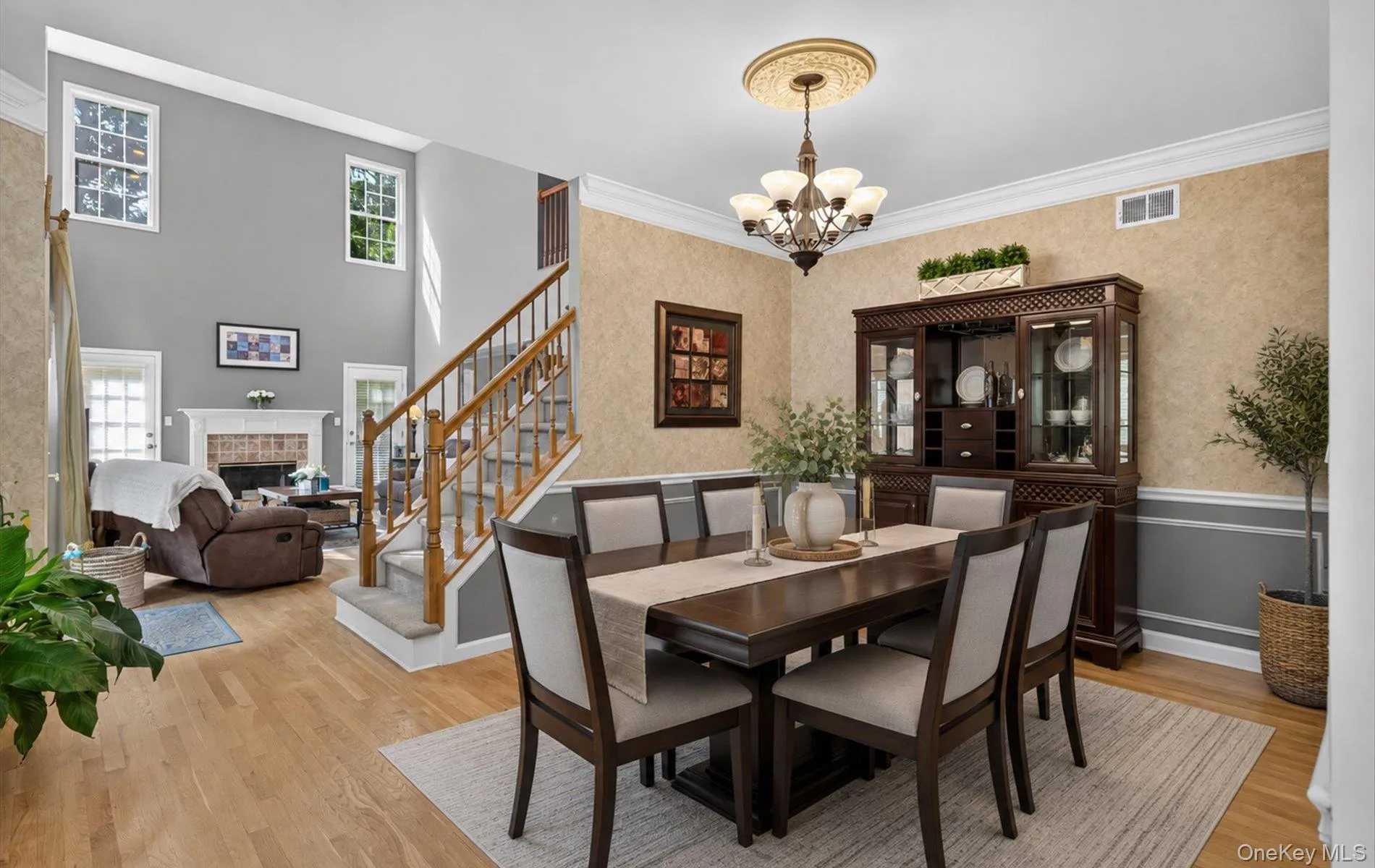 45 Tiffany Way, Smithtown, NY, 3 Bedrooms Bedrooms, 7 Rooms Rooms,2 BathroomsBathrooms,Residential,For Rent,Tiffany,0,1037521 45 Tiffany Way, Smithtown, NY, 3 Bedrooms Bedrooms, 7 Rooms Rooms,2 BathroomsBathrooms,Residential,For Rent,Tiffany,0,1037521