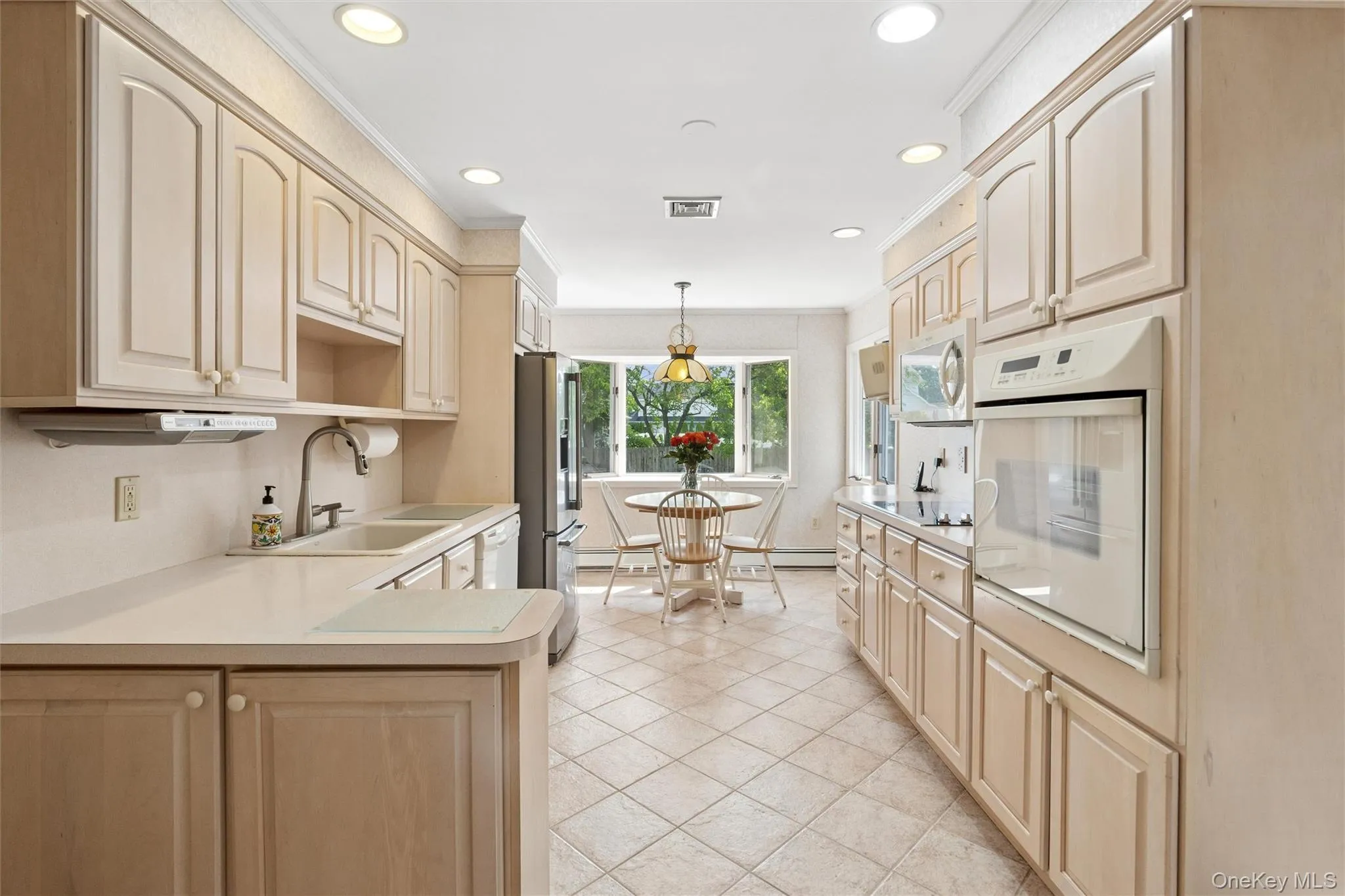 35 Cherrywood Drive, Huntington, NY, 3 Bedrooms Bedrooms, 6 Rooms Rooms,2 BathroomsBathrooms,Residential,For Rent,Cherrywood,0,1037523 35 Cherrywood Drive, Huntington, NY, 3 Bedrooms Bedrooms, 6 Rooms Rooms,2 BathroomsBathrooms,Residential,For Rent,Cherrywood,0,1037523