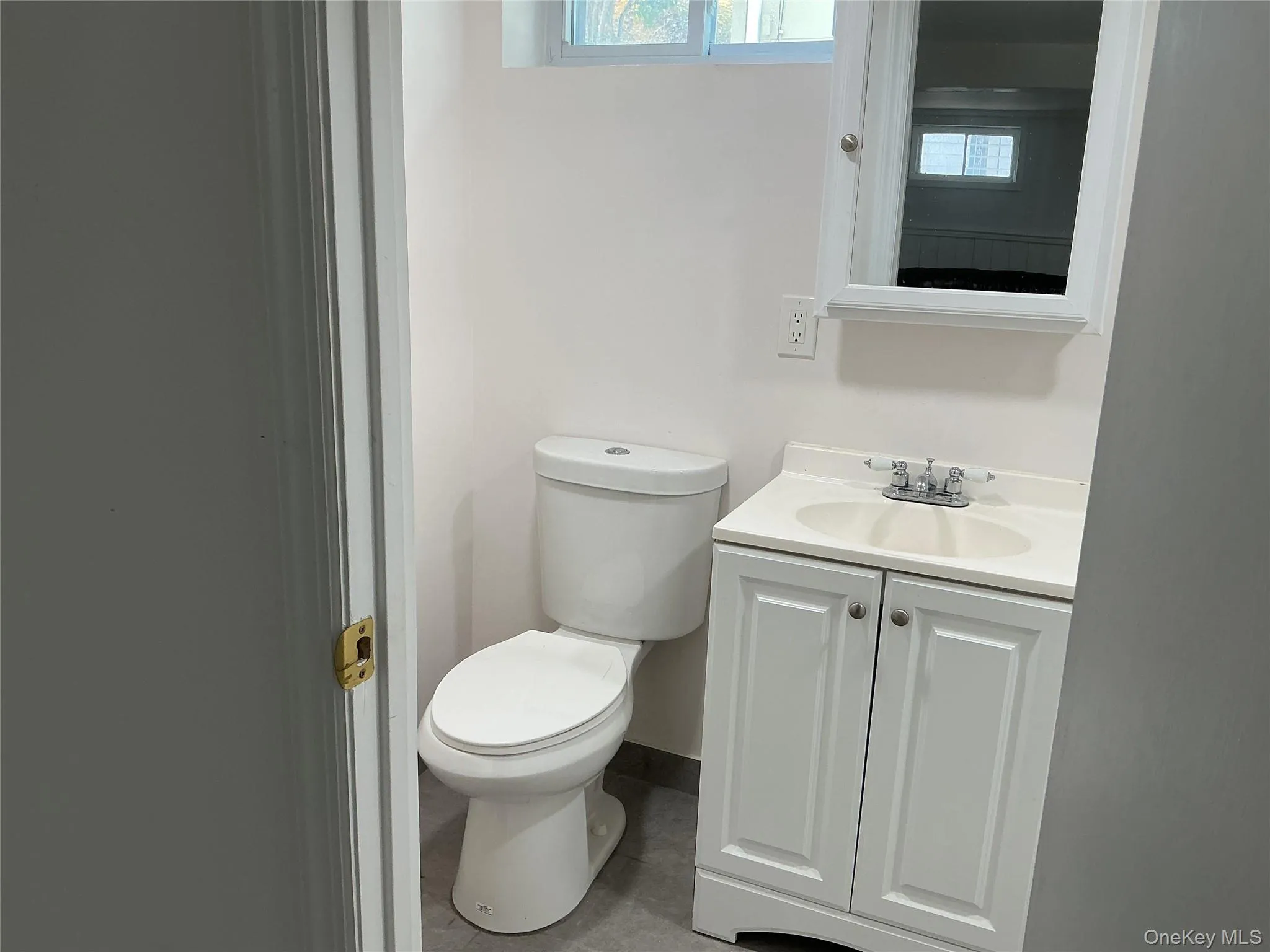 1108 Washington Avenue, North Hempstead, NY, 4 Bedrooms Bedrooms, 7 Rooms Rooms,3 BathroomsBathrooms,Residential Lease,For Rent,Washington,0,1037526 1108 Washington Avenue, North Hempstead, NY, 4 Bedrooms Bedrooms, 7 Rooms Rooms,3 BathroomsBathrooms,Residential Lease,For Rent,Washington,0,1037526