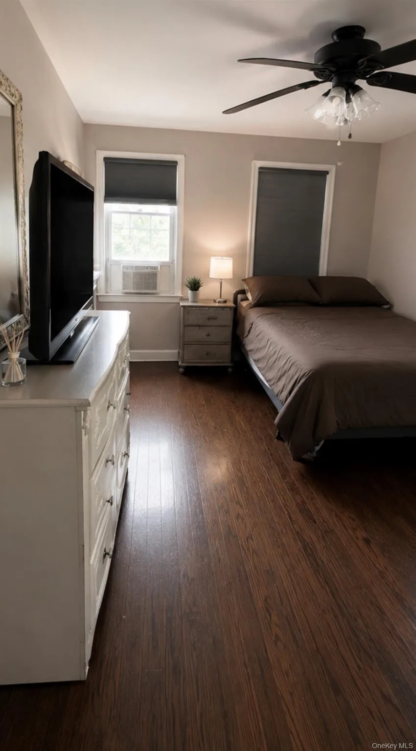 42 14th Road, New York, NY, 3 Bedrooms Bedrooms, 7 Rooms Rooms,1 BathroomBathrooms,Residential,For Rent,14th,0,1037527 42 14th Road, New York, NY, 3 Bedrooms Bedrooms, 7 Rooms Rooms,1 BathroomBathrooms,Residential,For Rent,14th,0,1037527
