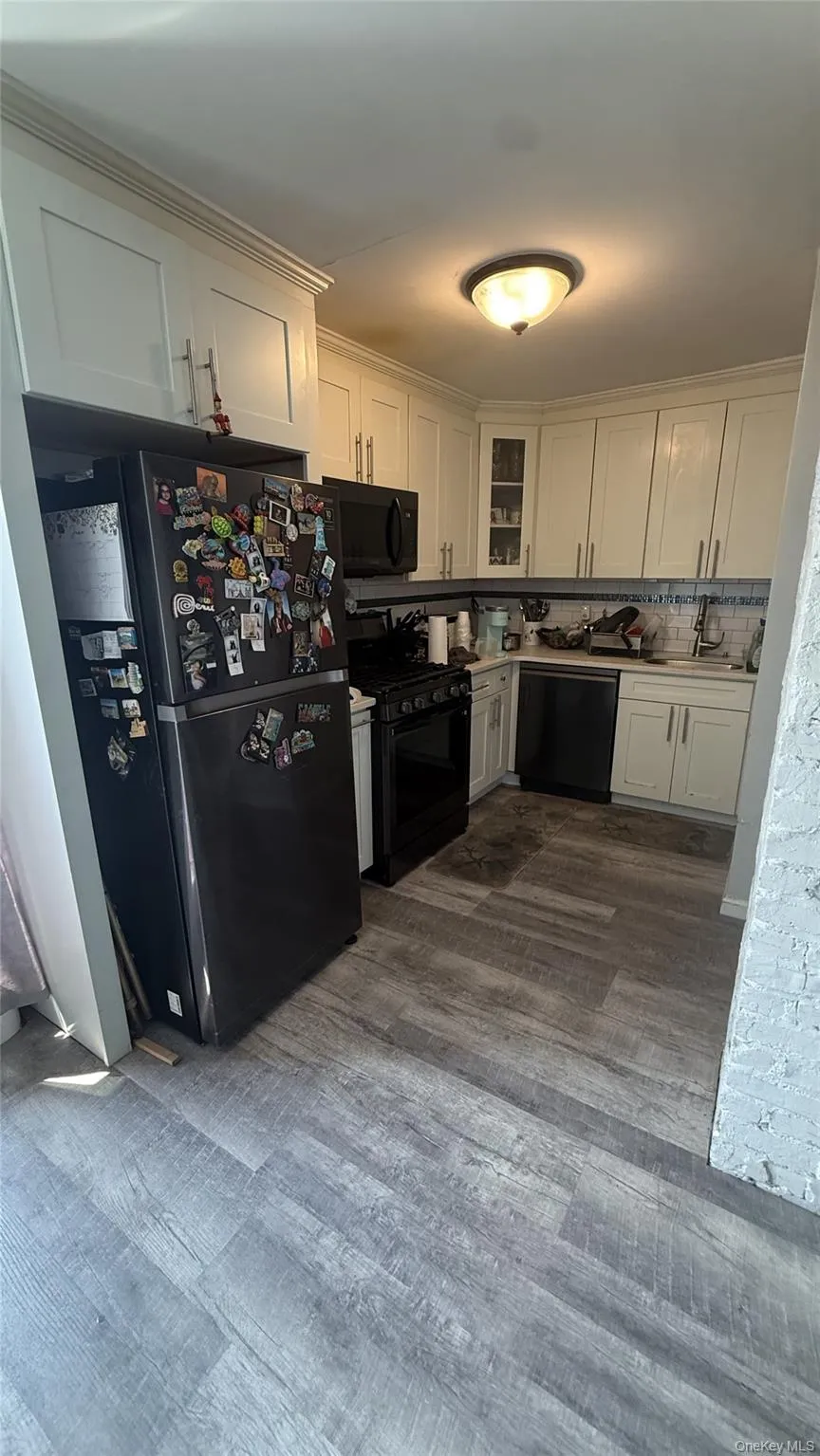 42 14th Road, New York, NY, 3 Bedrooms Bedrooms, 7 Rooms Rooms,1 BathroomBathrooms,Residential,For Rent,14th,0,1037527 42 14th Road, New York, NY, 3 Bedrooms Bedrooms, 7 Rooms Rooms,1 BathroomBathrooms,Residential,For Rent,14th,0,1037527