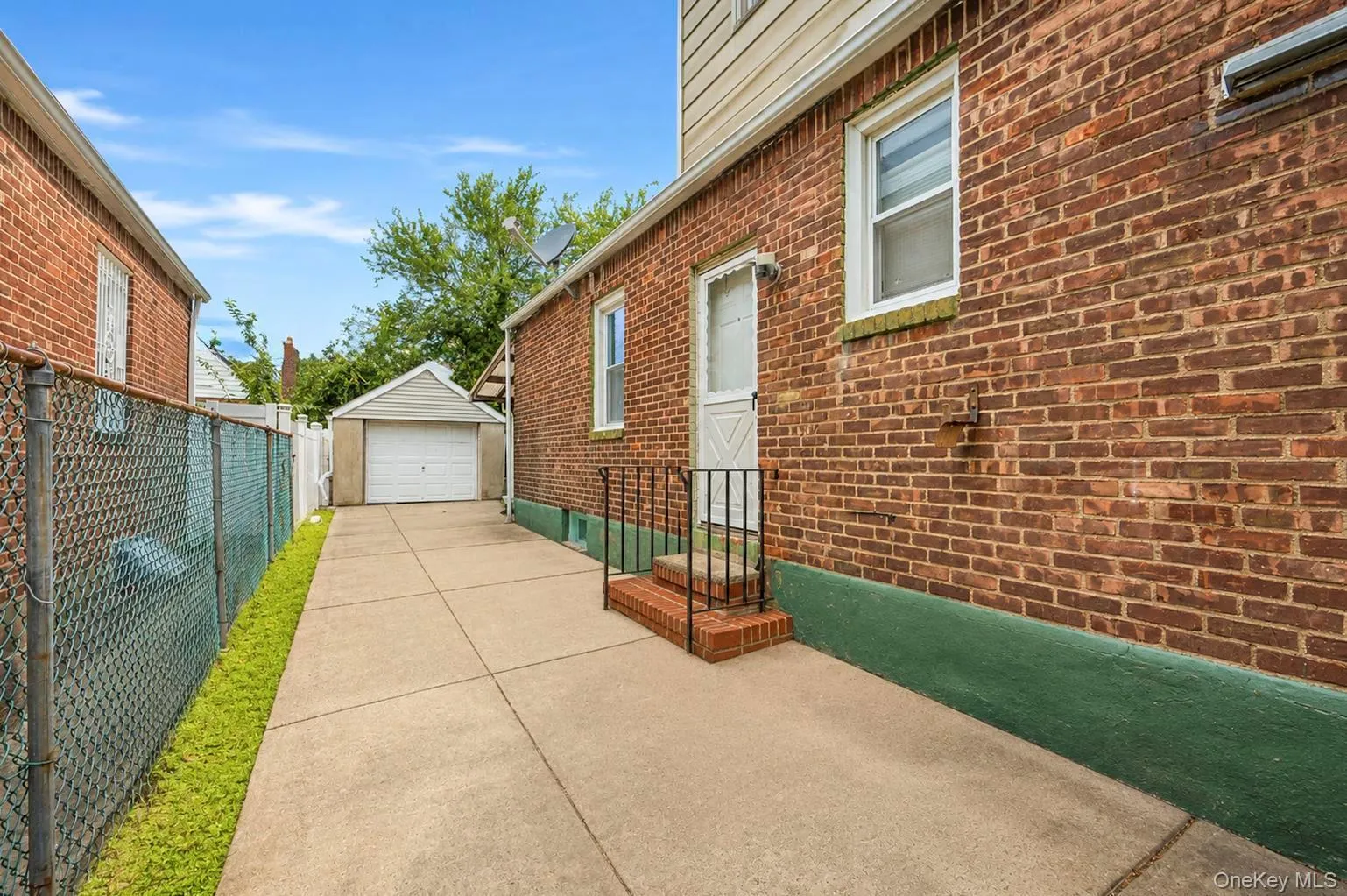 11934 224th Street, New York, NY, 4 Bedrooms Bedrooms, 10 Rooms Rooms,3 BathroomsBathrooms,Residential,For Rent,224th,0,1037528 11934 224th Street, New York, NY, 4 Bedrooms Bedrooms, 10 Rooms Rooms,3 BathroomsBathrooms,Residential,For Rent,224th,0,1037528