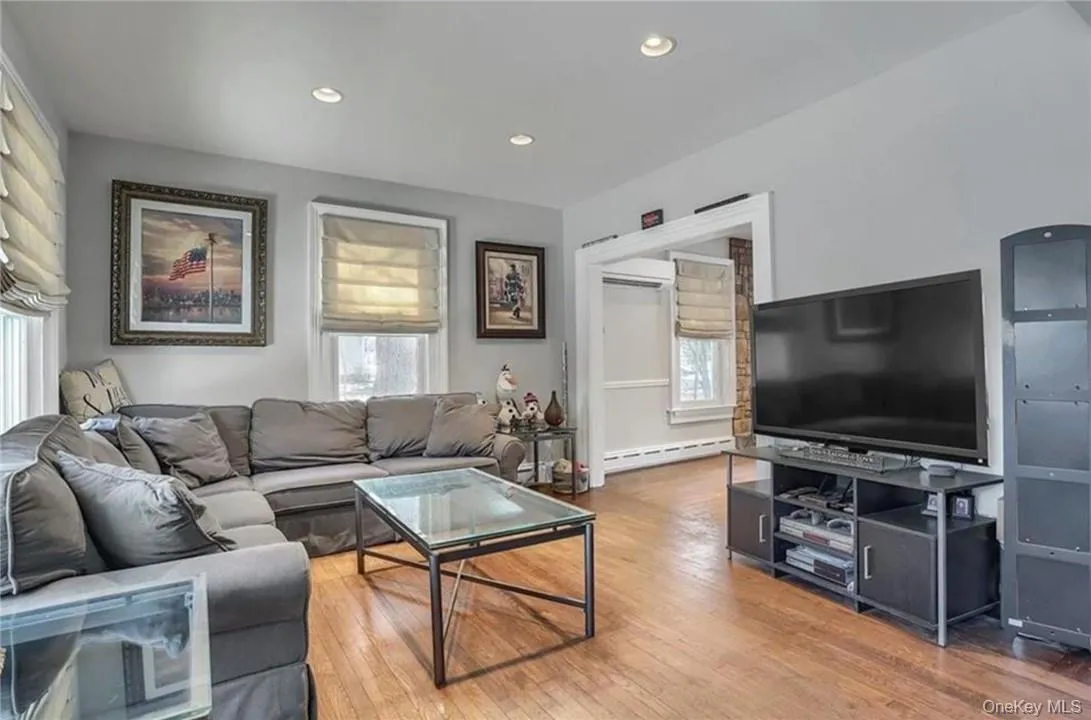 30 Montebello Road, Ramapo, NY, 2 Bedrooms Bedrooms, 7 Rooms Rooms,1 BathroomBathrooms,Residential Lease,For Rent,Montebello,0,1037529 30 Montebello Road, Ramapo, NY, 2 Bedrooms Bedrooms, 7 Rooms Rooms,1 BathroomBathrooms,Residential Lease,For Rent,Montebello,0,1037529