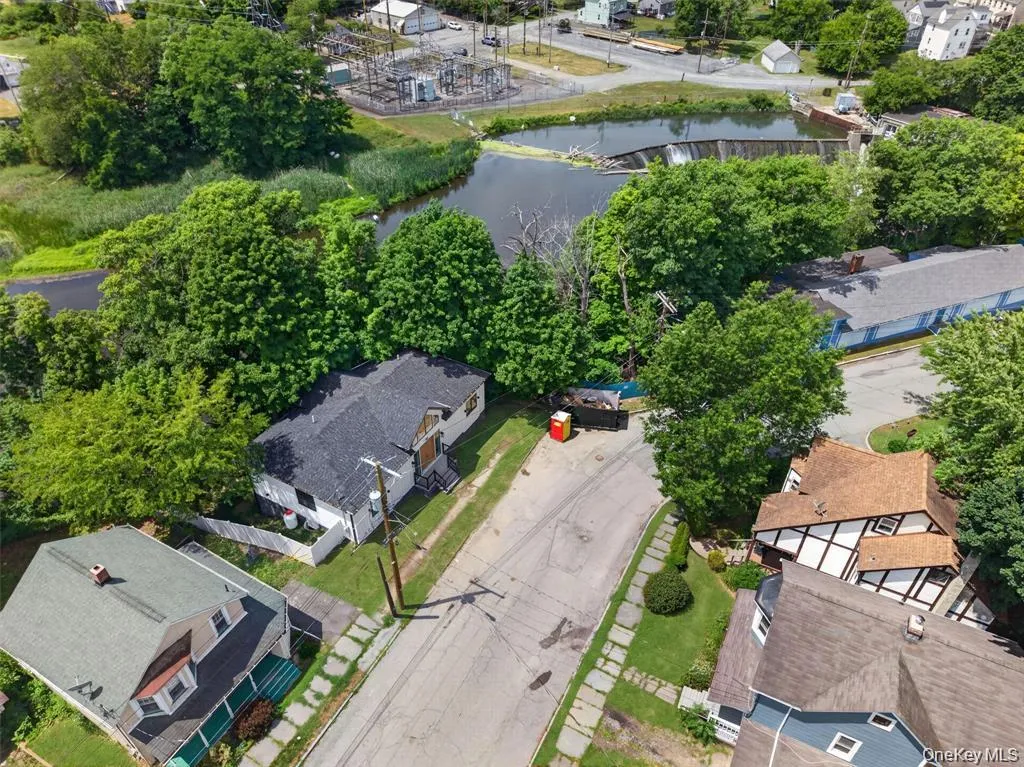 117 Orchard Street, Montgomery, NY, 3 Bedrooms Bedrooms, 8 Rooms Rooms,2 BathroomsBathrooms,Residential Lease,For Rent,Orchard,0,1037530 117 Orchard Street, Montgomery, NY, 3 Bedrooms Bedrooms, 8 Rooms Rooms,2 BathroomsBathrooms,Residential Lease,For Rent,Orchard,0,1037530