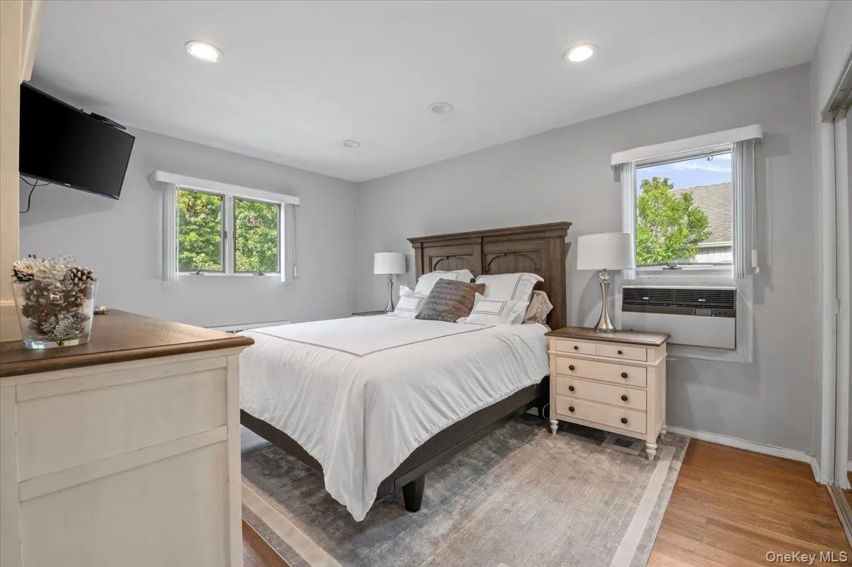 38 Briarwood Lane, Oyster Bay, NY, 3 Bedrooms Bedrooms, 7 Rooms Rooms,2 BathroomsBathrooms,Residential,For Rent,Briarwood,0,1037534 38 Briarwood Lane, Oyster Bay, NY, 3 Bedrooms Bedrooms, 7 Rooms Rooms,2 BathroomsBathrooms,Residential,For Rent,Briarwood,0,1037534