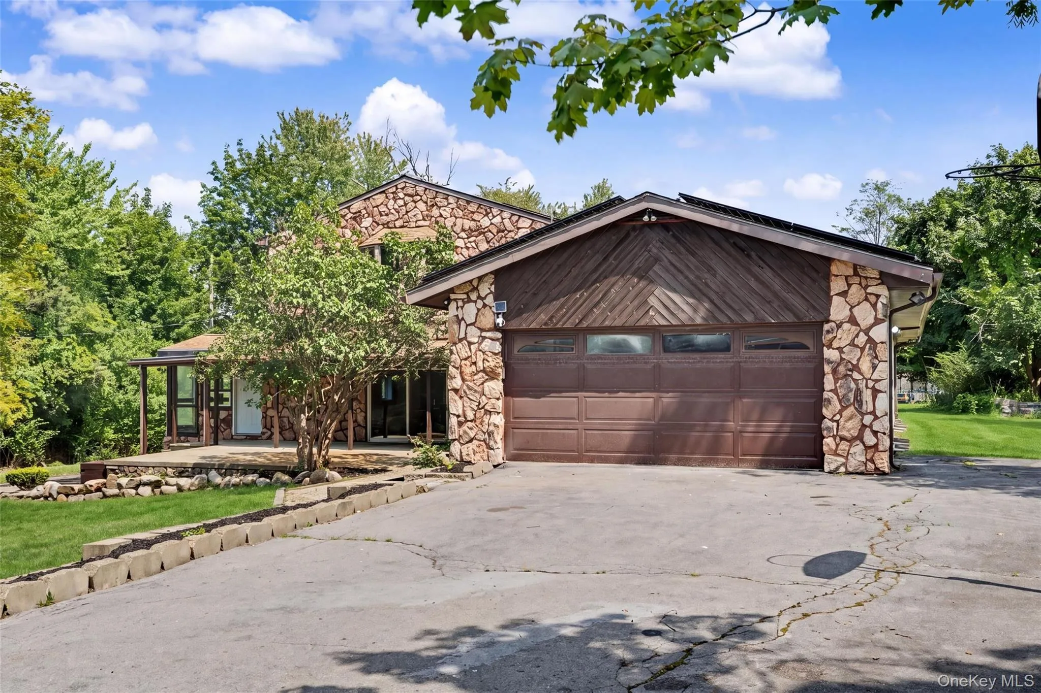 1 Placid Lane, Monroe, NY, 6 Bedrooms Bedrooms, 6 Rooms Rooms,3 BathroomsBathrooms,Residential,For Rent,Placid,0,1037539 1 Placid Lane, Monroe, NY, 6 Bedrooms Bedrooms, 6 Rooms Rooms,3 BathroomsBathrooms,Residential,For Rent,Placid,0,1037539