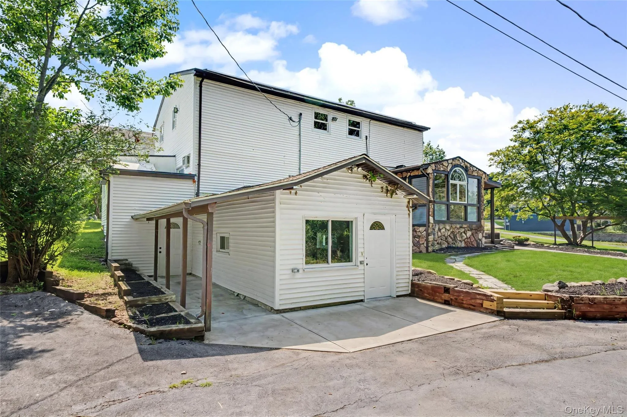 1 Placid Lane, Monroe, NY, 6 Bedrooms Bedrooms, 6 Rooms Rooms,3 BathroomsBathrooms,Residential,For Rent,Placid,0,1037539 1 Placid Lane, Monroe, NY, 6 Bedrooms Bedrooms, 6 Rooms Rooms,3 BathroomsBathrooms,Residential,For Rent,Placid,0,1037539