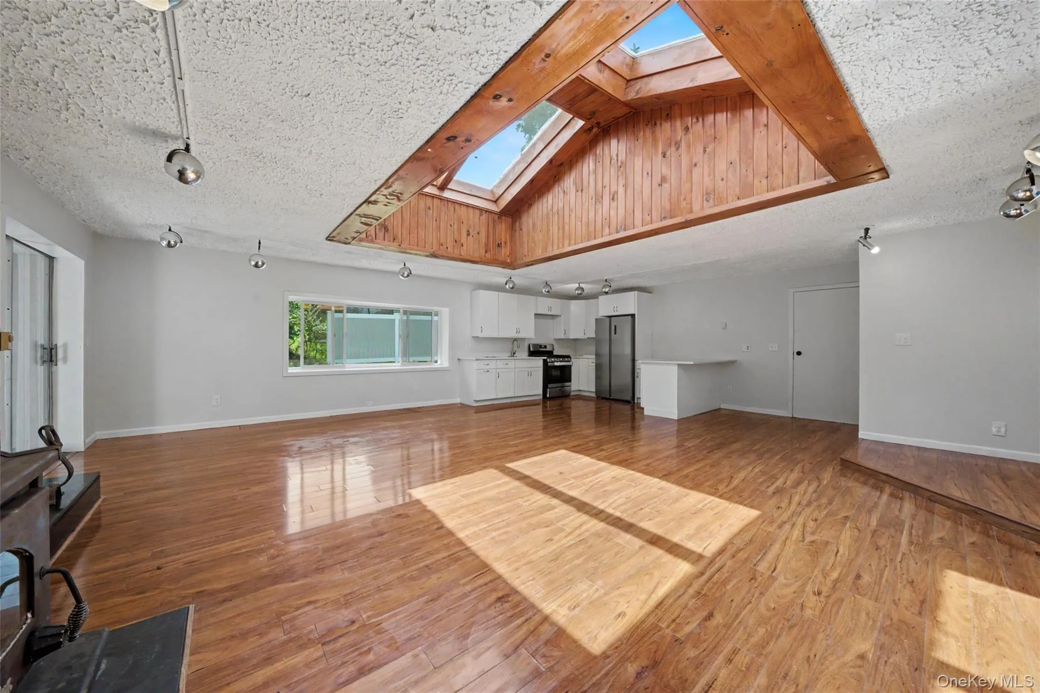 1 Placid Lane, Monroe, NY, 6 Bedrooms Bedrooms, 6 Rooms Rooms,3 BathroomsBathrooms,Residential,For Rent,Placid,0,1037539 1 Placid Lane, Monroe, NY, 6 Bedrooms Bedrooms, 6 Rooms Rooms,3 BathroomsBathrooms,Residential,For Rent,Placid,0,1037539
