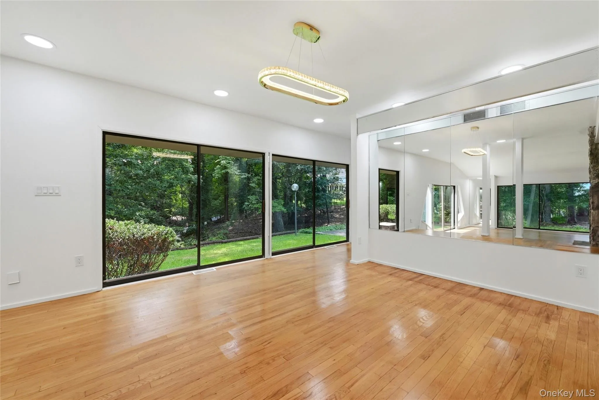 12 Lost Meadow, Brookhaven, NY, 4 Bedrooms Bedrooms, 10 Rooms Rooms,2 BathroomsBathrooms,Residential,For Rent,Lost Meadow,0,1037541 12 Lost Meadow, Brookhaven, NY, 4 Bedrooms Bedrooms, 10 Rooms Rooms,2 BathroomsBathrooms,Residential,For Rent,Lost Meadow,0,1037541