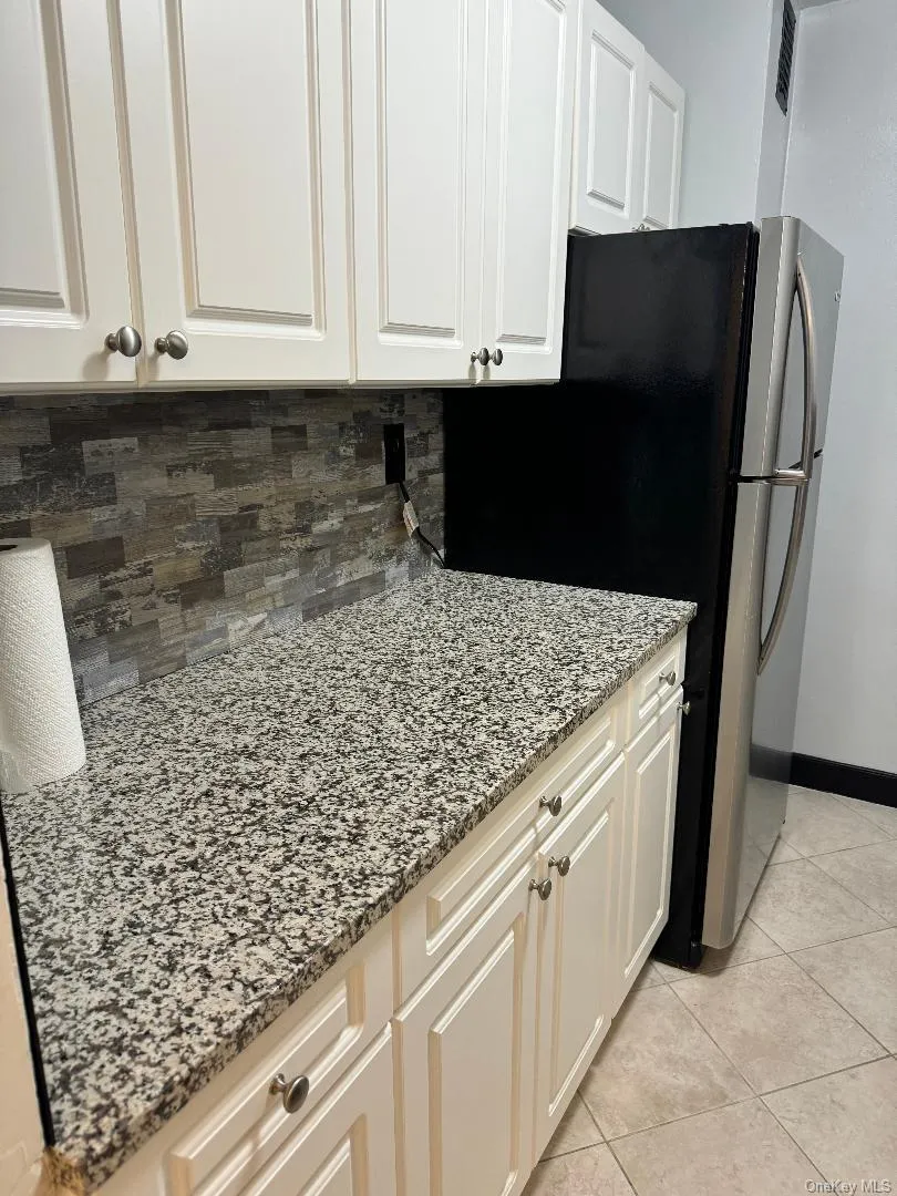153-25 88th Street, New York, NY, 1 Bedroom Bedrooms, 4 Rooms Rooms,1 BathroomBathrooms,Residential,For Rent,88th,0,1037543 153-25 88th Street, New York, NY, 1 Bedroom Bedrooms, 4 Rooms Rooms,1 BathroomBathrooms,Residential,For Rent,88th,0,1037543