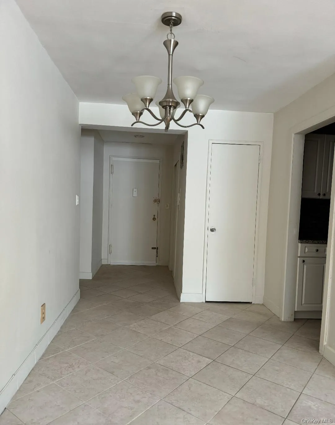 153-25 88th Street, New York, NY, 1 Bedroom Bedrooms, 4 Rooms Rooms,1 BathroomBathrooms,Residential,For Rent,88th,0,1037543 153-25 88th Street, New York, NY, 1 Bedroom Bedrooms, 4 Rooms Rooms,1 BathroomBathrooms,Residential,For Rent,88th,0,1037543