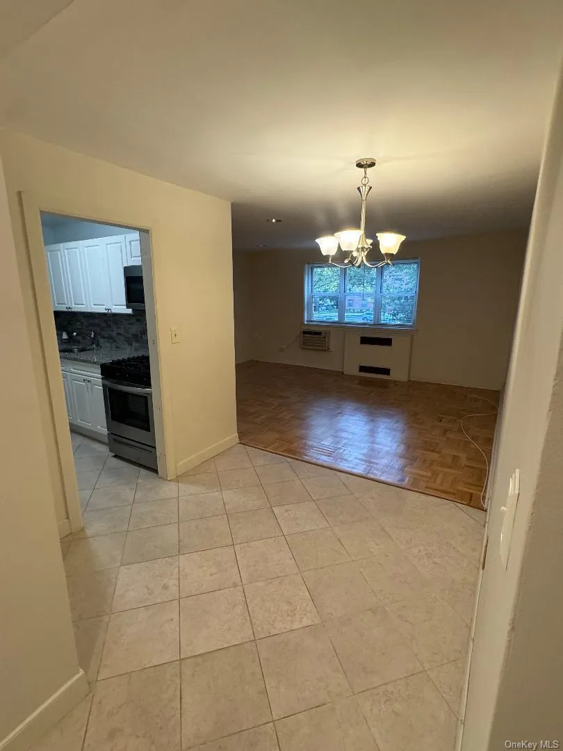 153-25 88th Street, New York, NY, 1 Bedroom Bedrooms, 4 Rooms Rooms,1 BathroomBathrooms,Residential,For Rent,88th,0,1037543 153-25 88th Street, New York, NY, 1 Bedroom Bedrooms, 4 Rooms Rooms,1 BathroomBathrooms,Residential,For Rent,88th,0,1037543