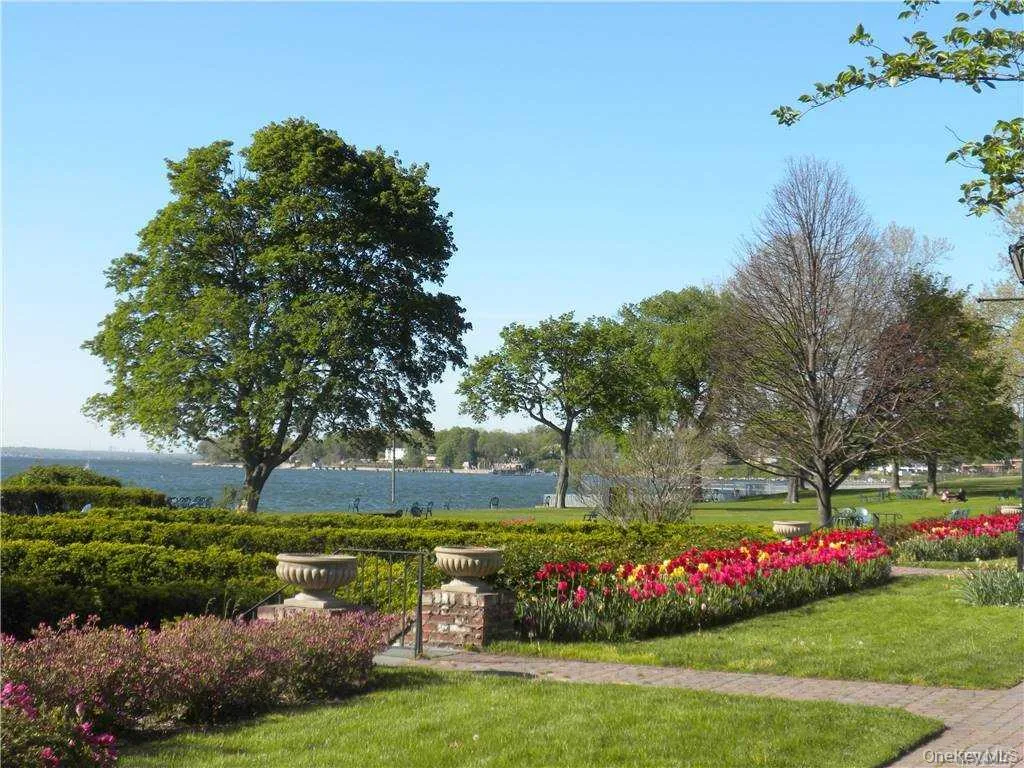 Steppingstone Waterfront Park Steppingstone Waterfront Park