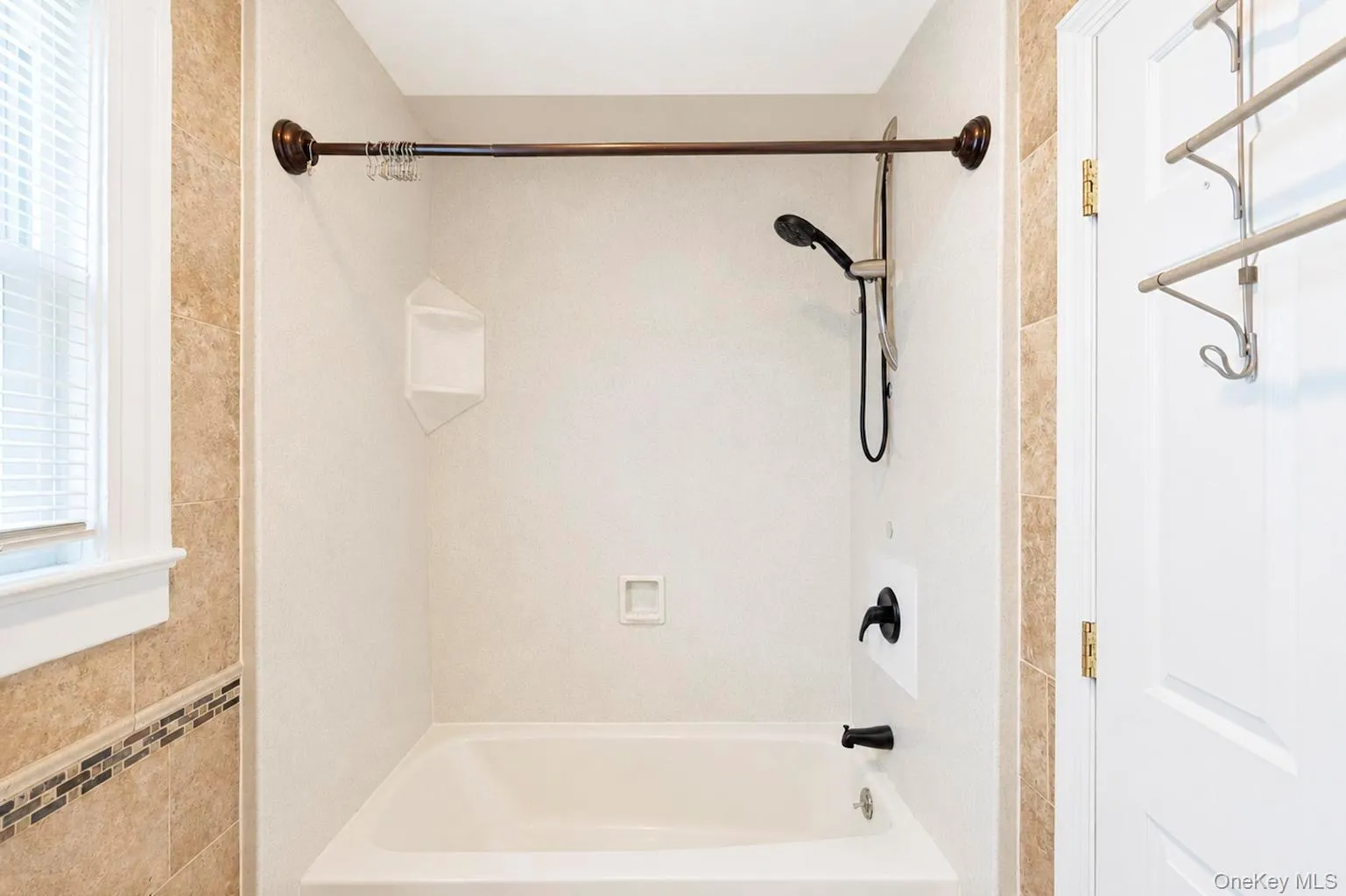 508 Michigan Street, Islip, NY, 2 Bedrooms Bedrooms, 3 Rooms Rooms,1 BathroomBathrooms,Residential,For Rent,Michigan,0,1037545 508 Michigan Street, Islip, NY, 2 Bedrooms Bedrooms, 3 Rooms Rooms,1 BathroomBathrooms,Residential,For Rent,Michigan,0,1037545
