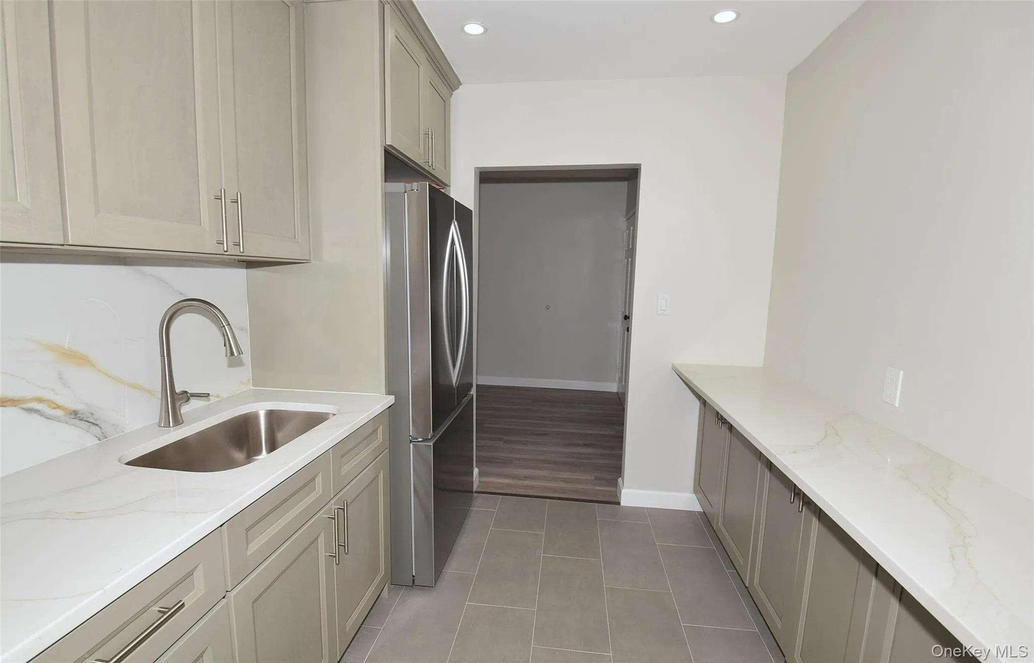 7336 197th Street, New York, NY, 2 Bedrooms Bedrooms, 6 Rooms Rooms,1 BathroomBathrooms,Residential Lease,For Rent,197th,0,1037551 7336 197th Street, New York, NY, 2 Bedrooms Bedrooms, 6 Rooms Rooms,1 BathroomBathrooms,Residential Lease,For Rent,197th,0,1037551