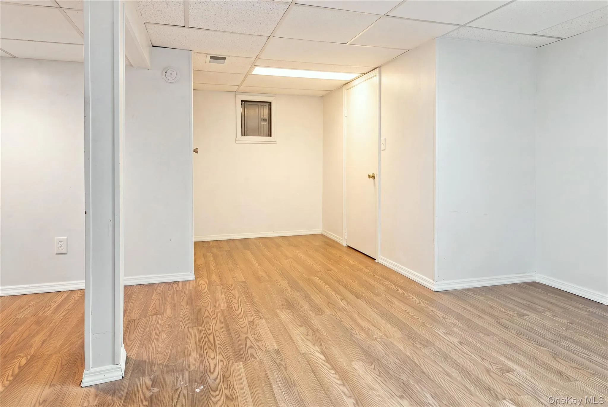 8 Manors Drive, Oyster Bay, NY, 3 Bedrooms Bedrooms, 6 Rooms Rooms,3 BathroomsBathrooms,Residential,For Rent,Manors,0,1037552 8 Manors Drive, Oyster Bay, NY, 3 Bedrooms Bedrooms, 6 Rooms Rooms,3 BathroomsBathrooms,Residential,For Rent,Manors,0,1037552