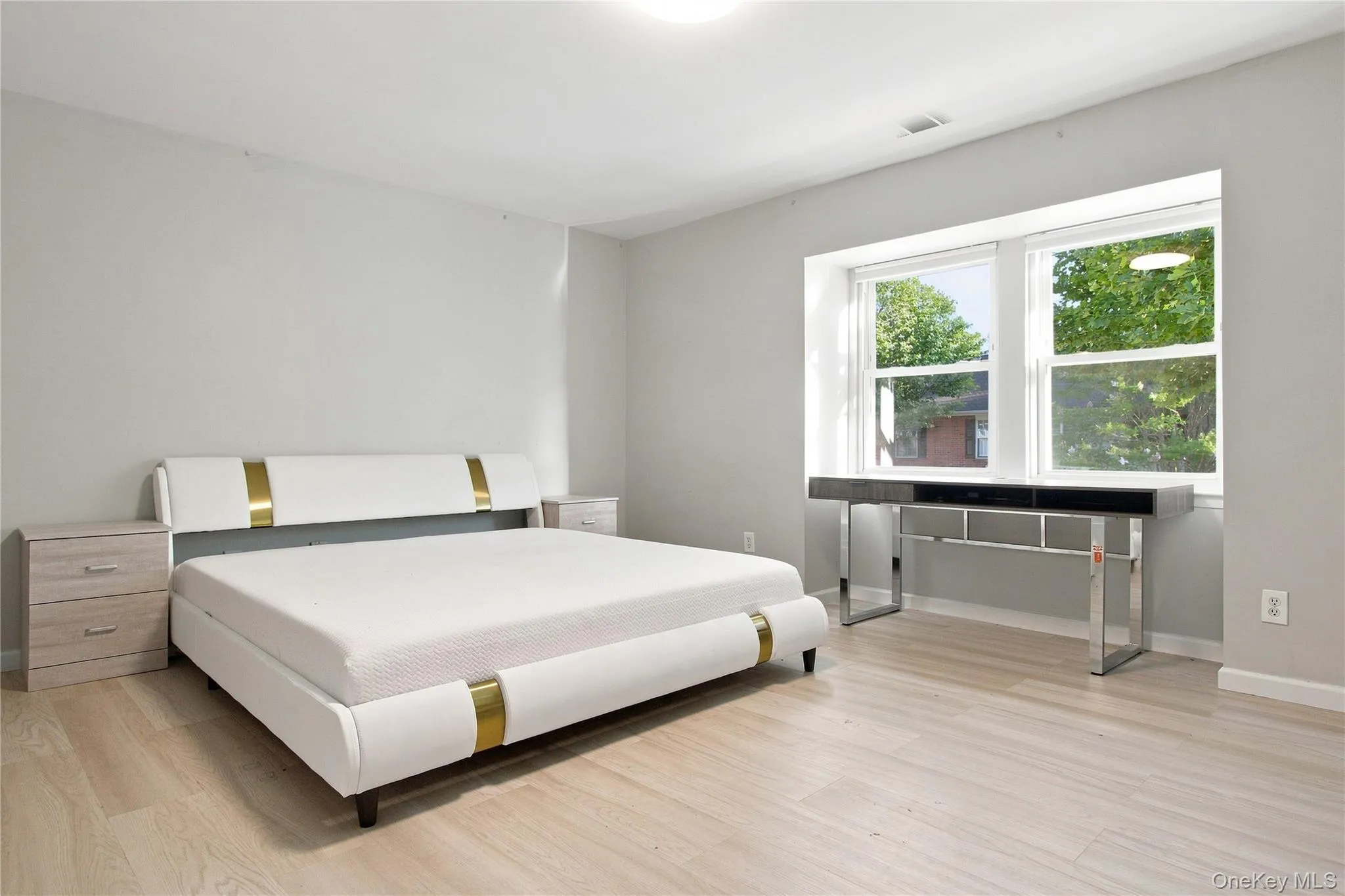 8 Manors Drive, Oyster Bay, NY, 3 Bedrooms Bedrooms, 6 Rooms Rooms,3 BathroomsBathrooms,Residential,For Rent,Manors,0,1037552 8 Manors Drive, Oyster Bay, NY, 3 Bedrooms Bedrooms, 6 Rooms Rooms,3 BathroomsBathrooms,Residential,For Rent,Manors,0,1037552