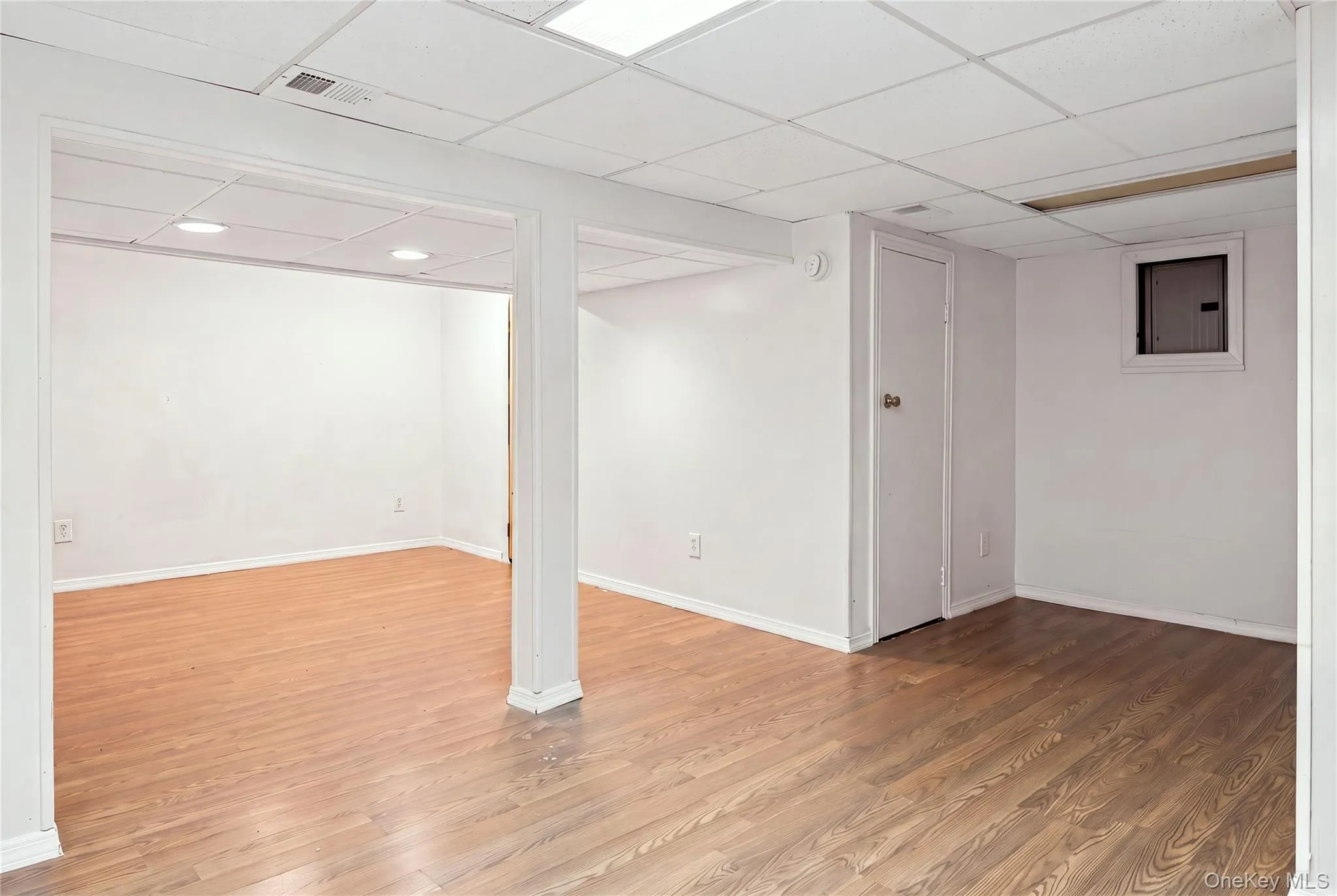 8 Manors Drive, Oyster Bay, NY, 3 Bedrooms Bedrooms, 6 Rooms Rooms,3 BathroomsBathrooms,Residential,For Rent,Manors,0,1037552 8 Manors Drive, Oyster Bay, NY, 3 Bedrooms Bedrooms, 6 Rooms Rooms,3 BathroomsBathrooms,Residential,For Rent,Manors,0,1037552