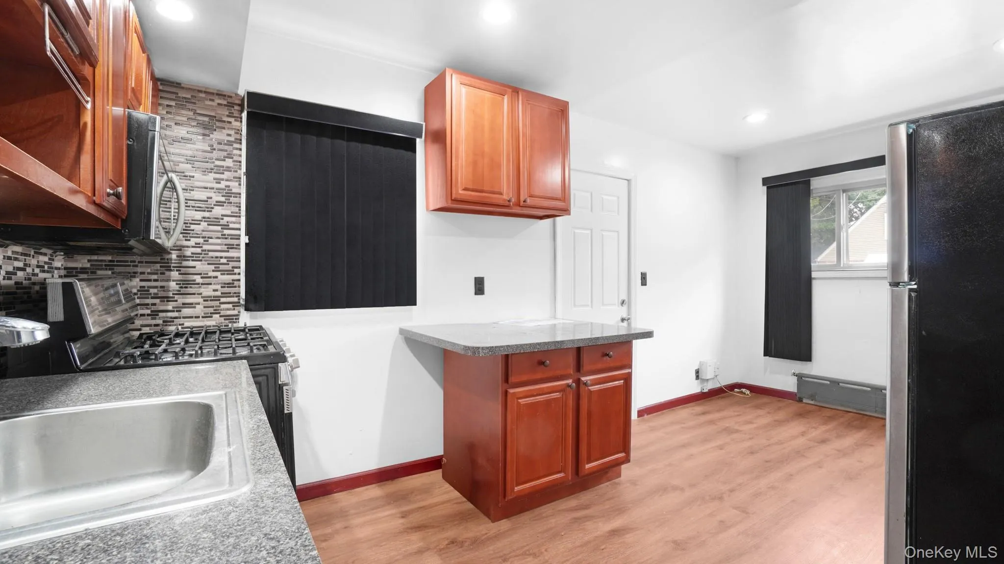 13715 170th Street, New York, NY, 4 Bedrooms Bedrooms, 10 Rooms Rooms,1 BathroomBathrooms,Residential,For Rent,170th,0,1037553 13715 170th Street, New York, NY, 4 Bedrooms Bedrooms, 10 Rooms Rooms,1 BathroomBathrooms,Residential,For Rent,170th,0,1037553